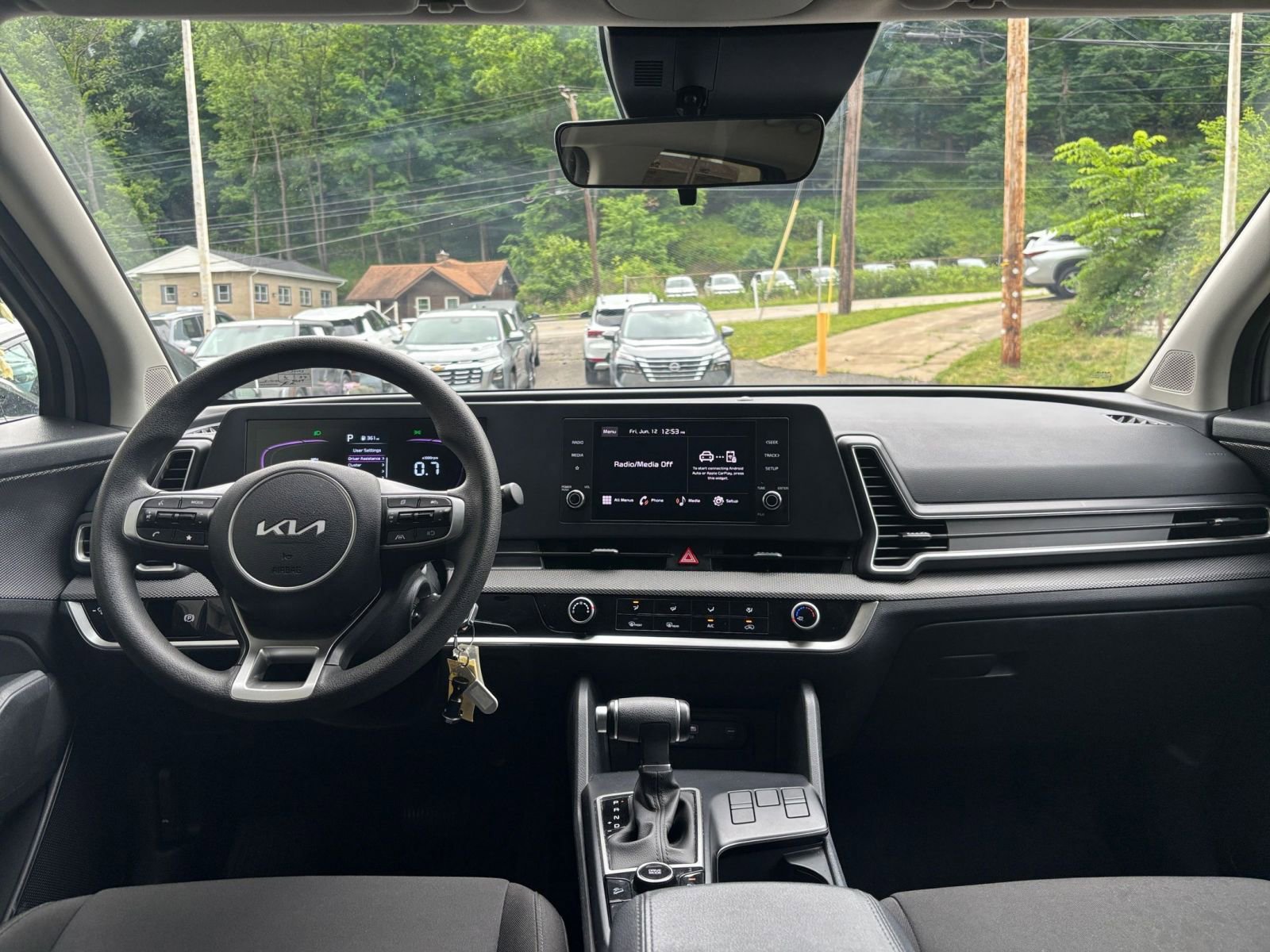 Thumbnail: 2025 Kia Sportage - 32