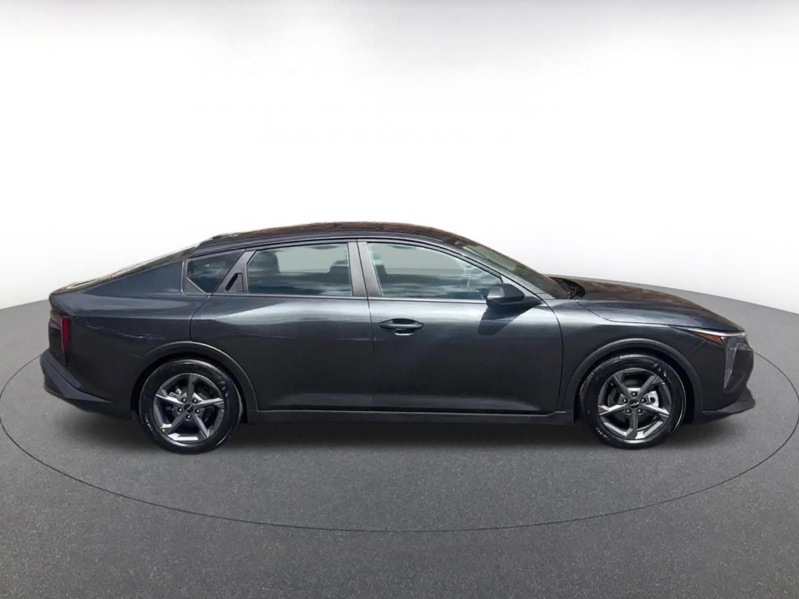 Thumbnail: 2025 Kia K4 - 16