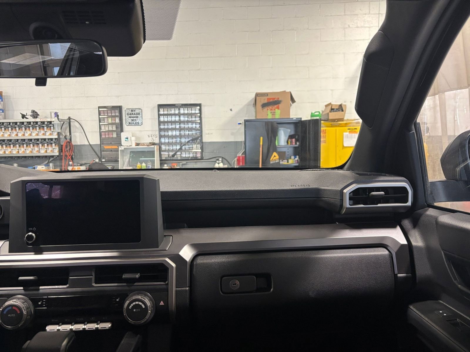 Thumbnail: 2025 Toyota 4Runner - 34