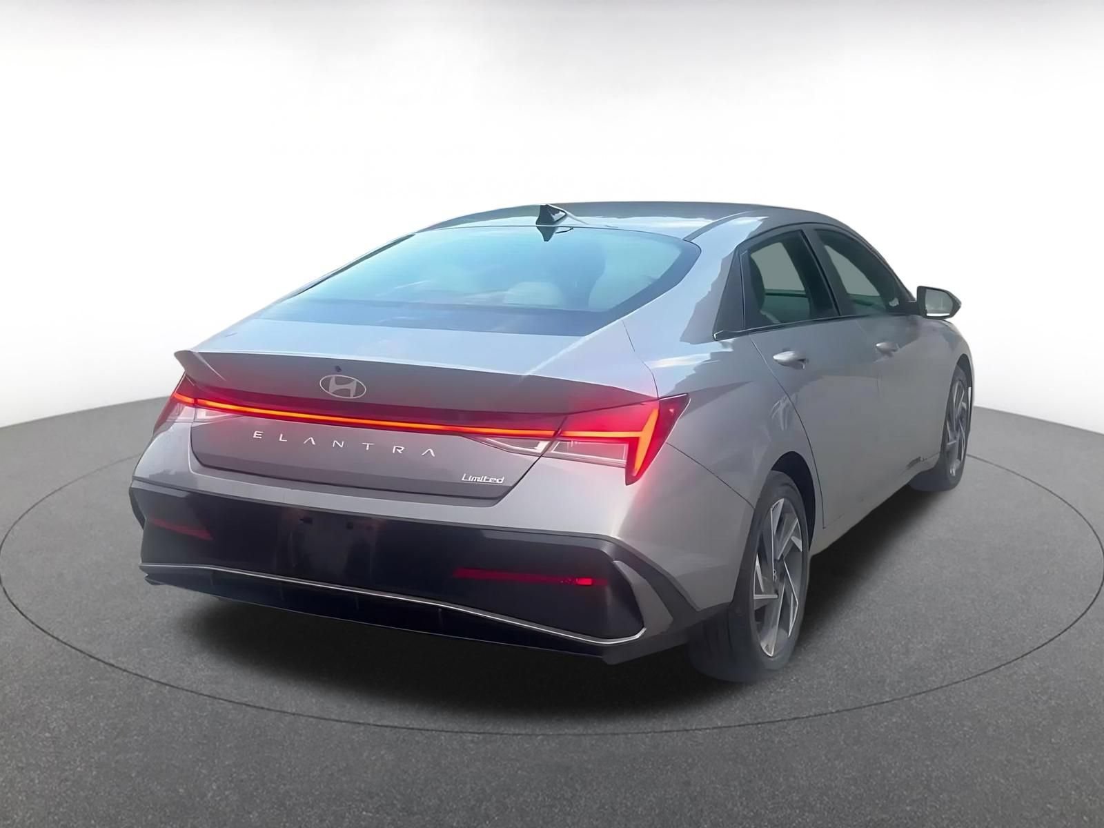 Thumbnail: 2025 Hyundai Elantra - 14