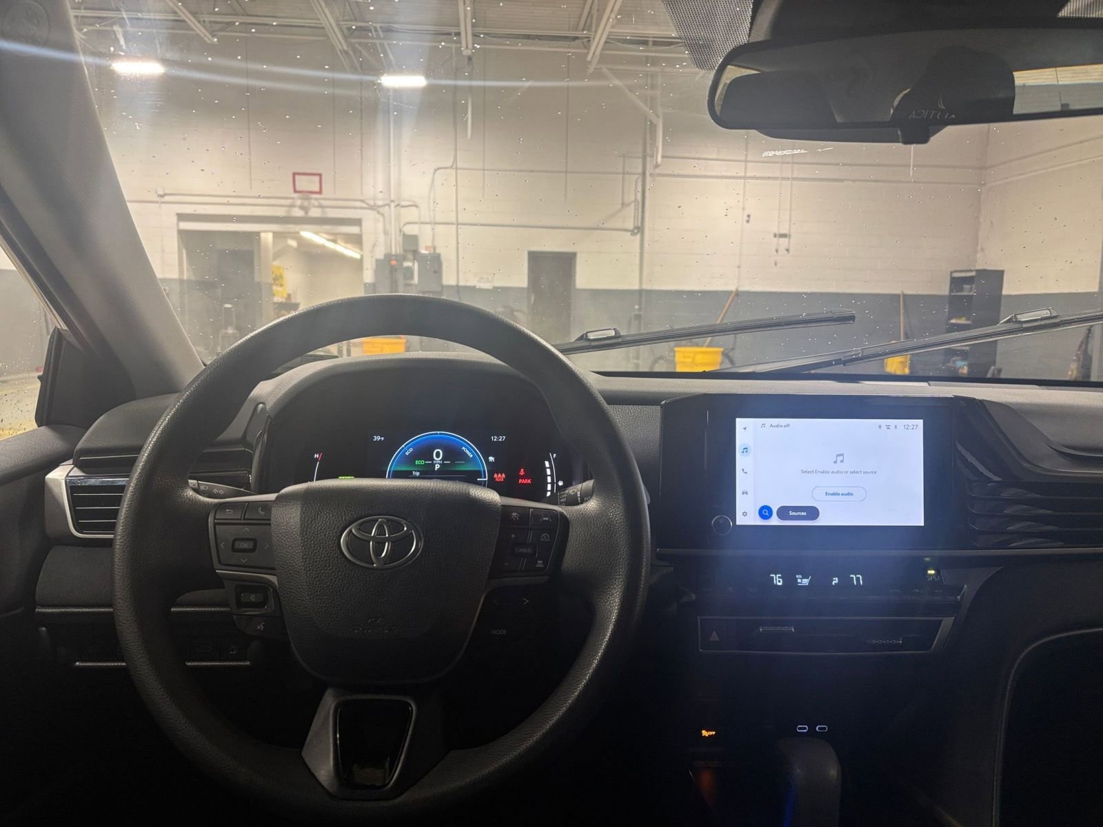 Thumbnail: 2025 Toyota Camry - 34