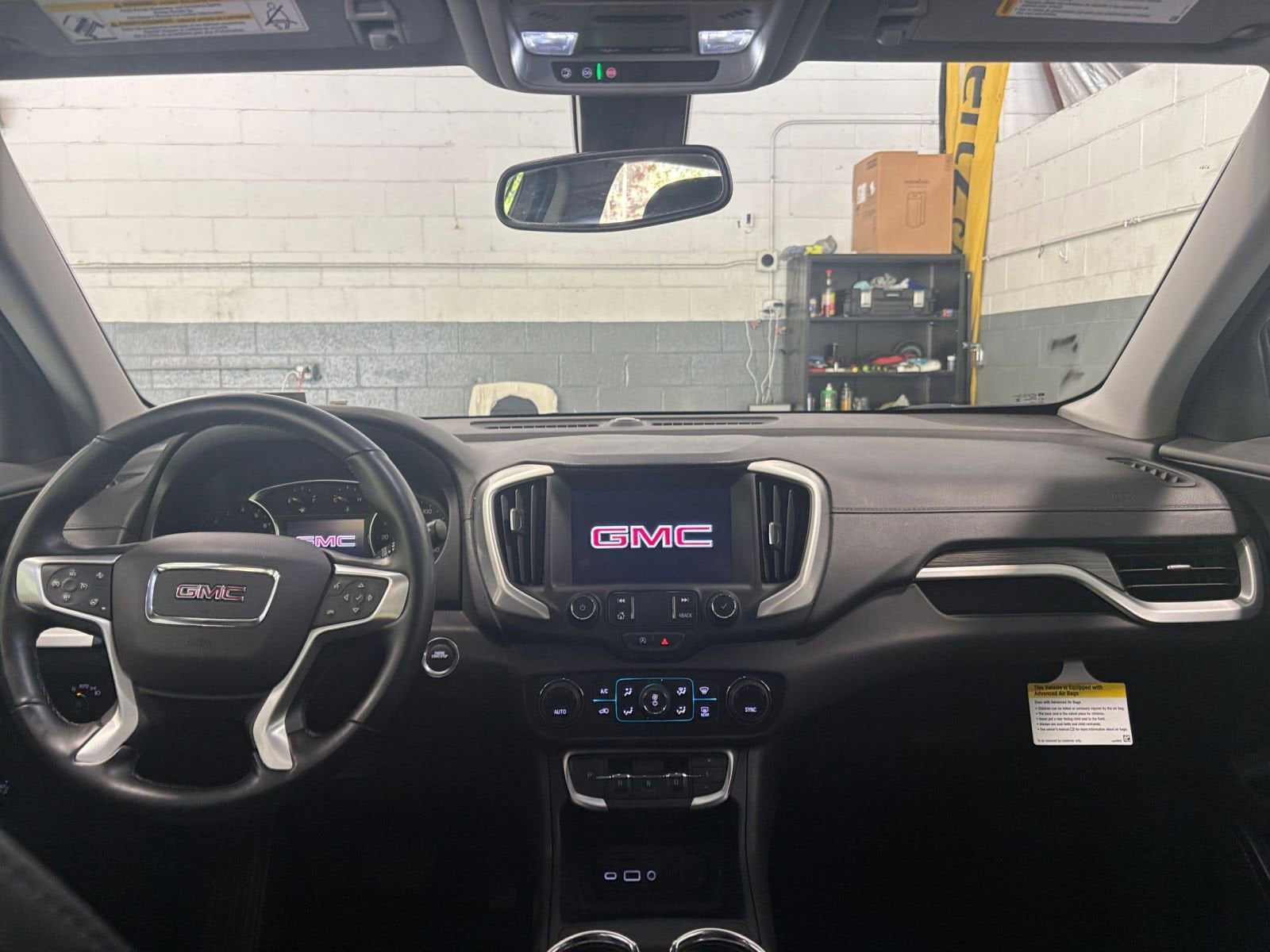 Thumbnail: 2024 GMC Terrain - 33