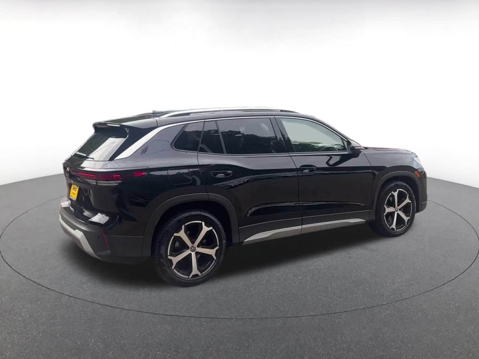Thumbnail: 2026 Volkswagen Tiguan - 13