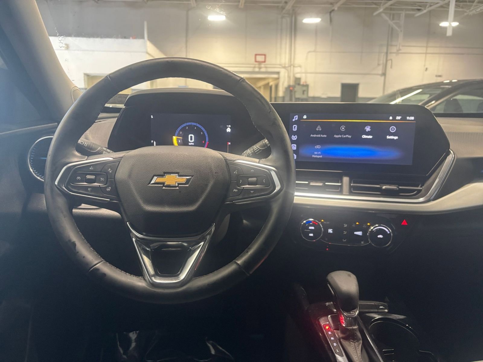 Thumbnail: 2025 Chevrolet Trax - 34