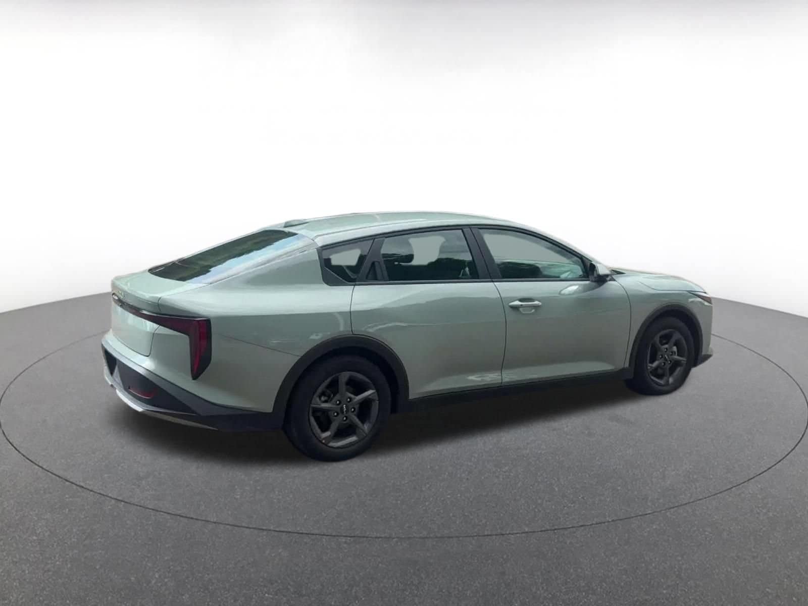 Thumbnail: 2026 Kia K4 - 14