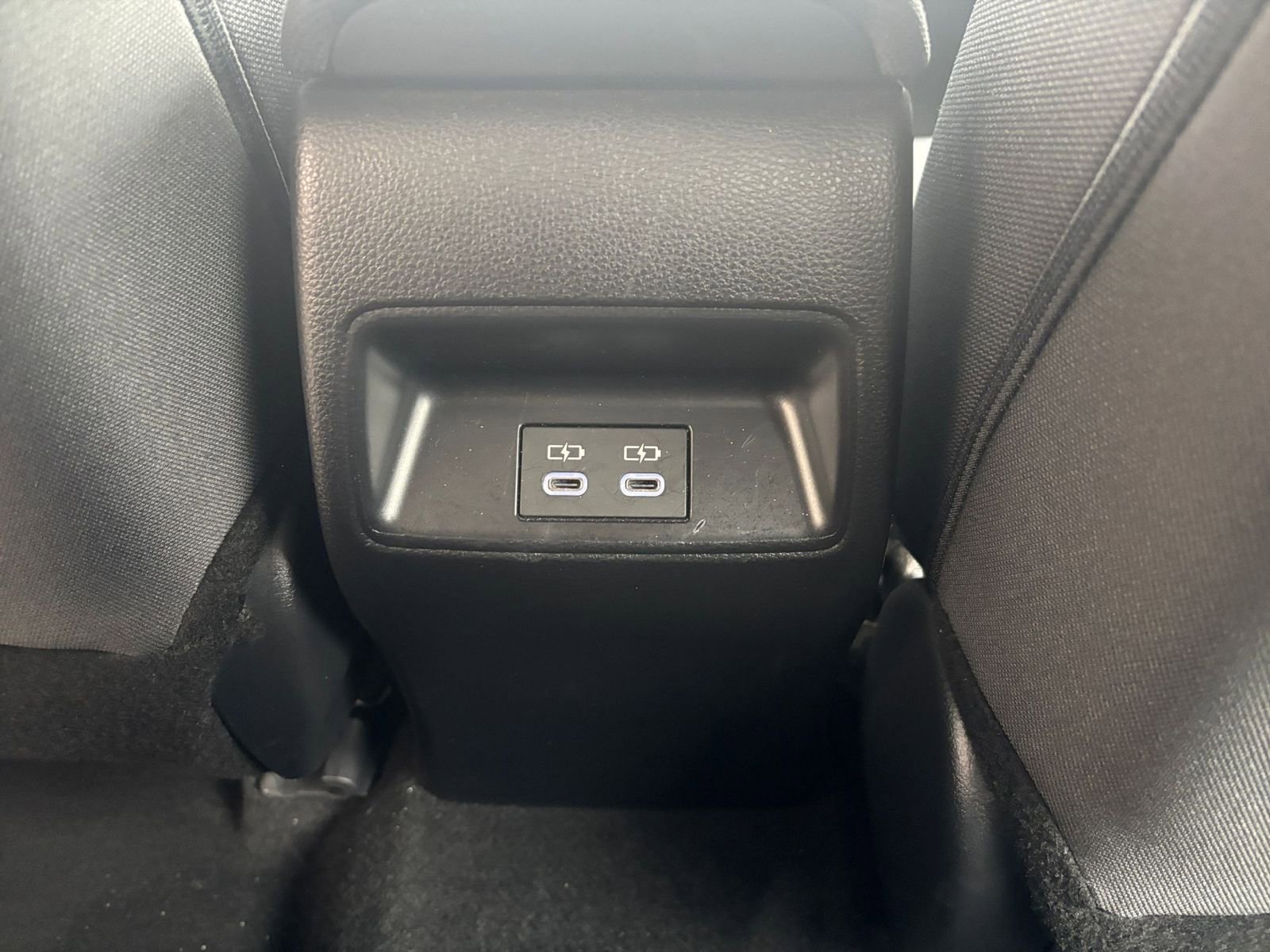 Thumbnail: 2025 Toyota Corolla - 22