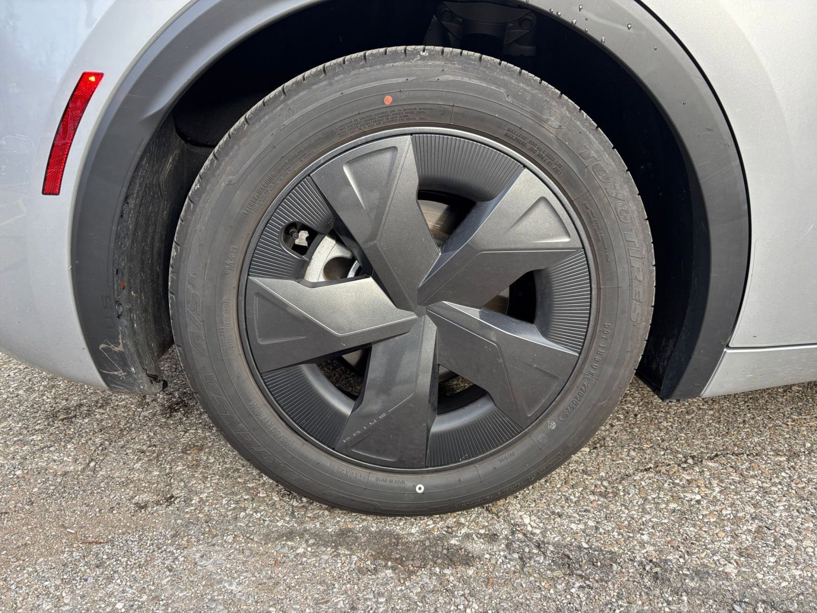 Thumbnail: 2025 Toyota Prius - 28