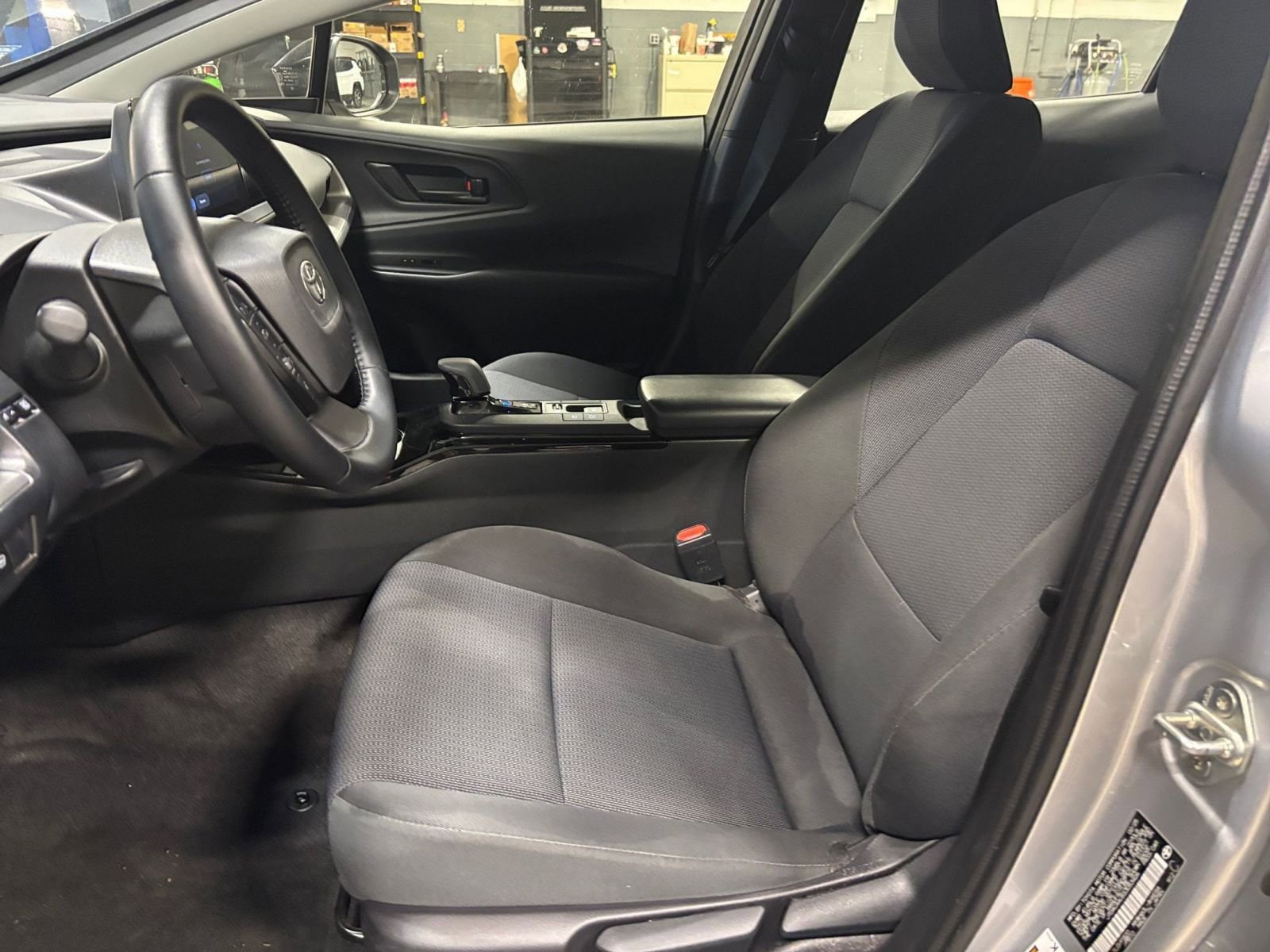 Thumbnail: 2025 Toyota Prius - 34