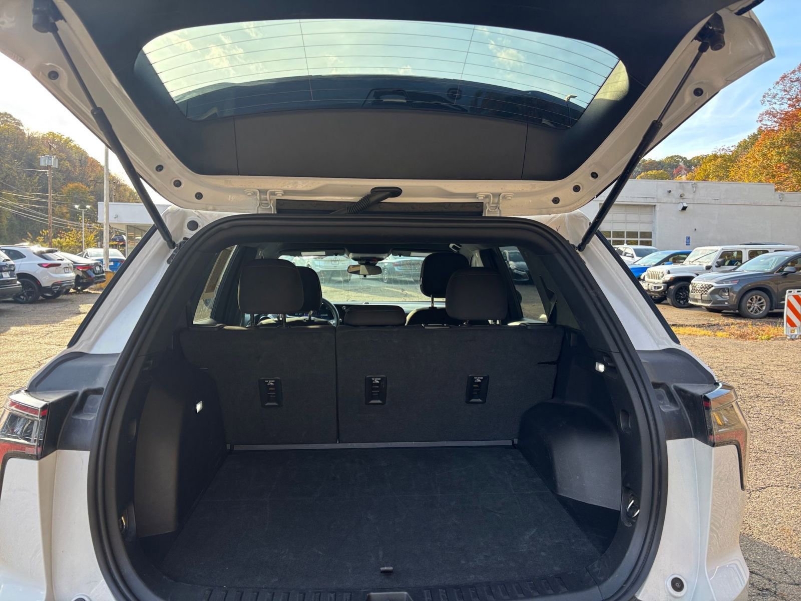 Thumbnail: 2025 Chevrolet Equinox - 30