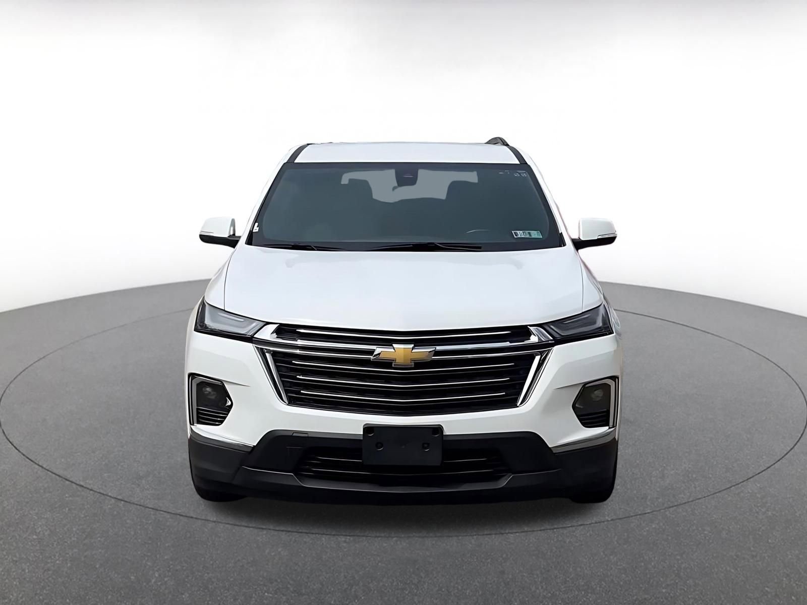 Thumbnail: 2023 Chevrolet Traverse - 4