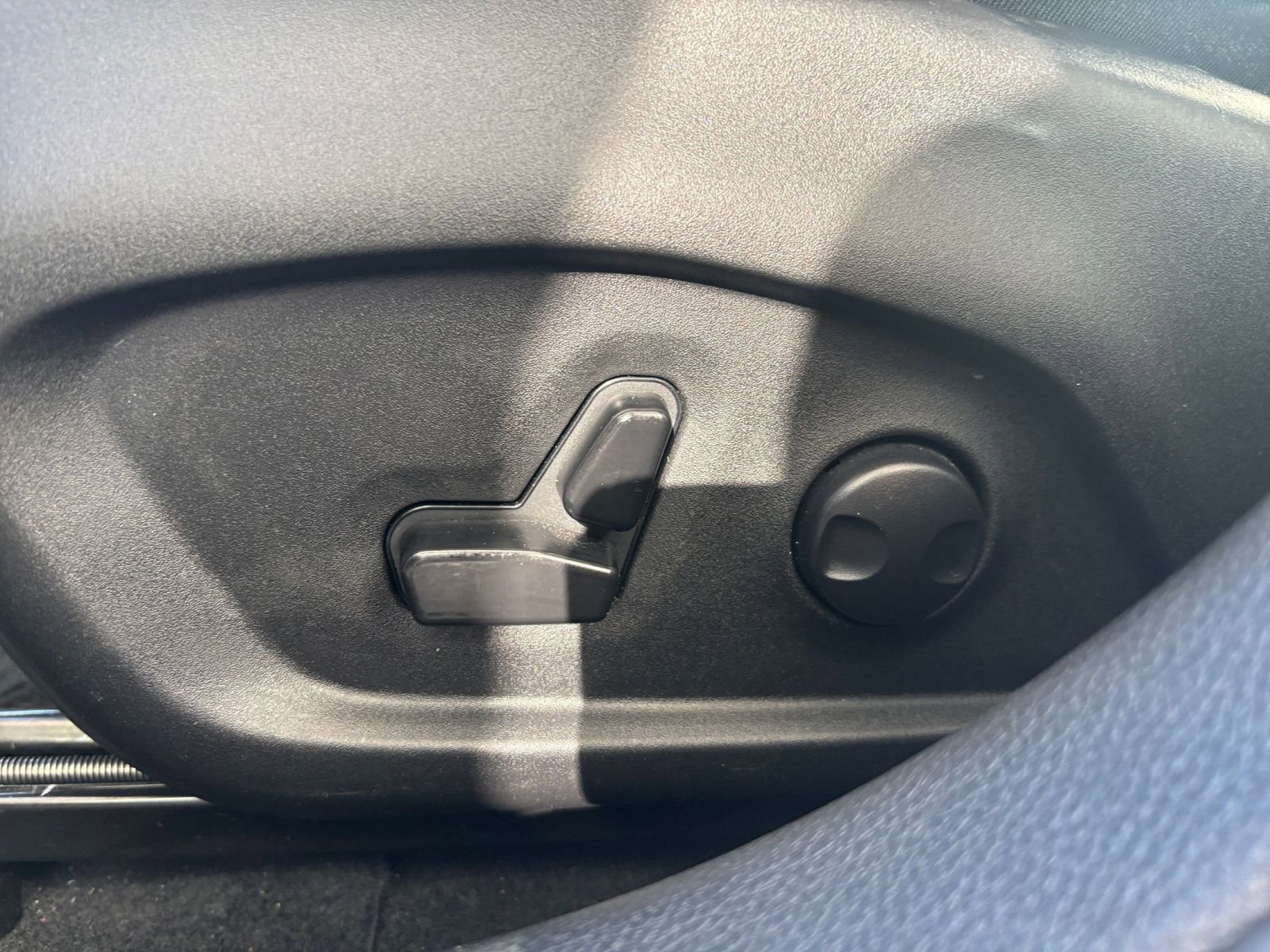 Thumbnail: 2025 Jeep Compass - 22