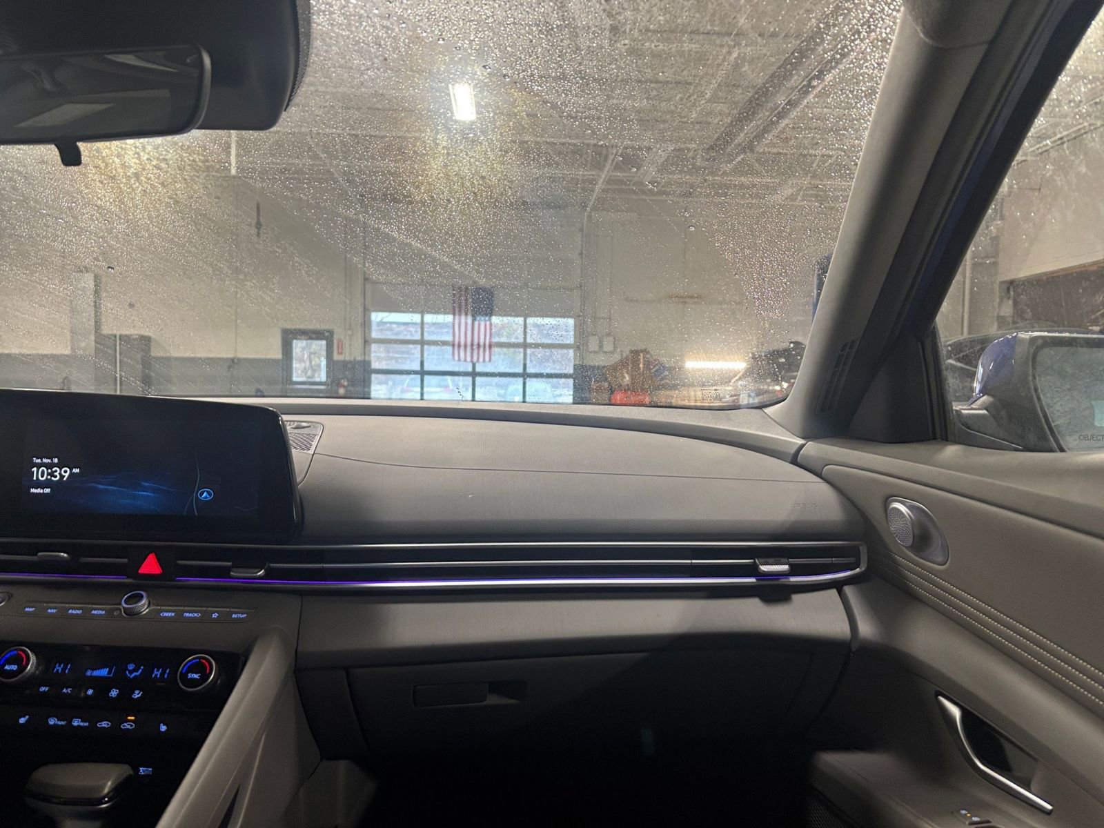 Thumbnail: 2025 Hyundai Elantra - 34