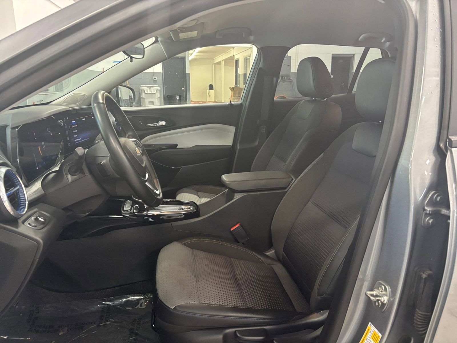 Thumbnail: 2024 Chevrolet Trax - 34