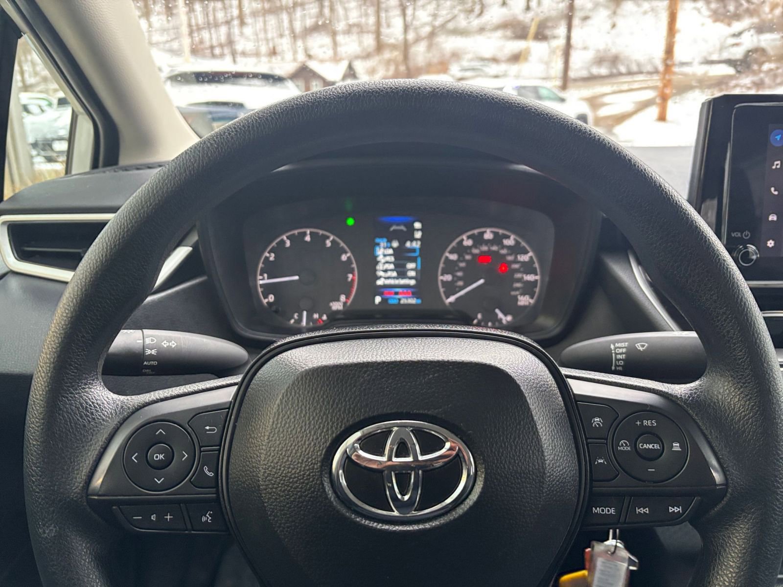 Thumbnail: 2025 Toyota Corolla - 28