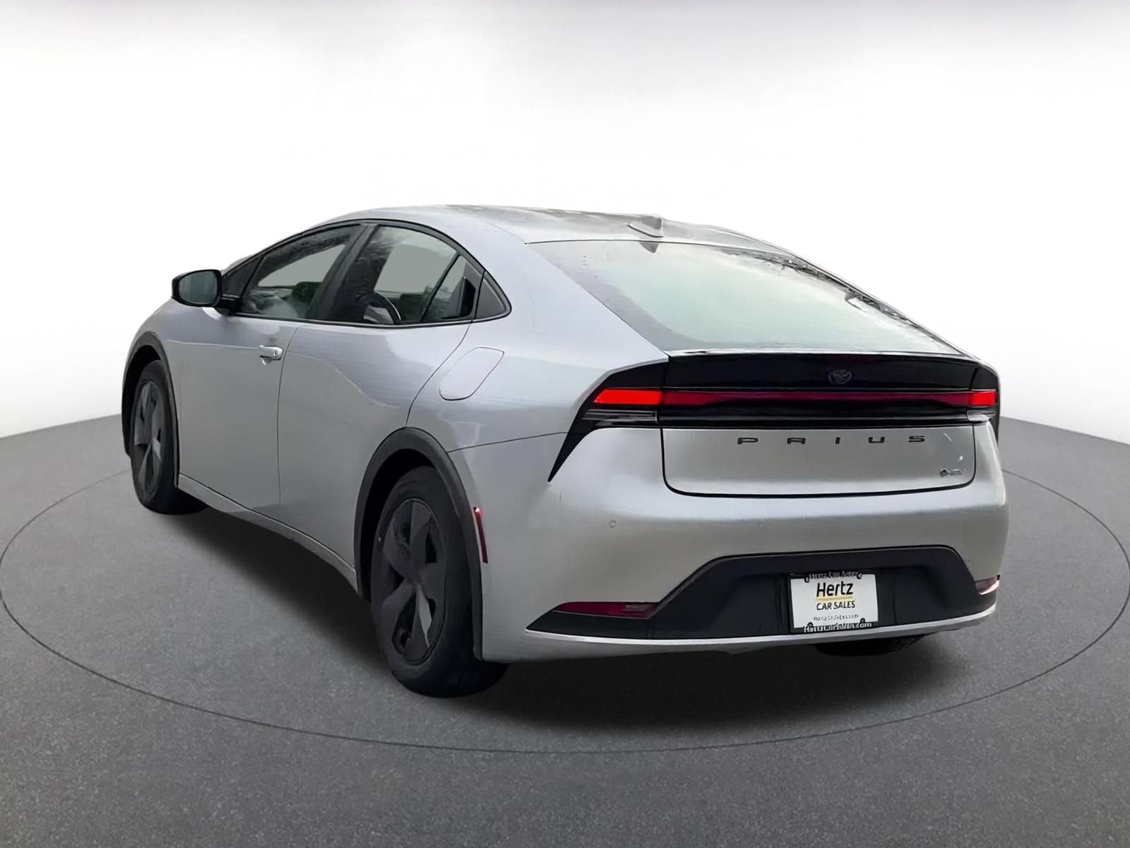 Thumbnail: 2025 Toyota Prius - 11