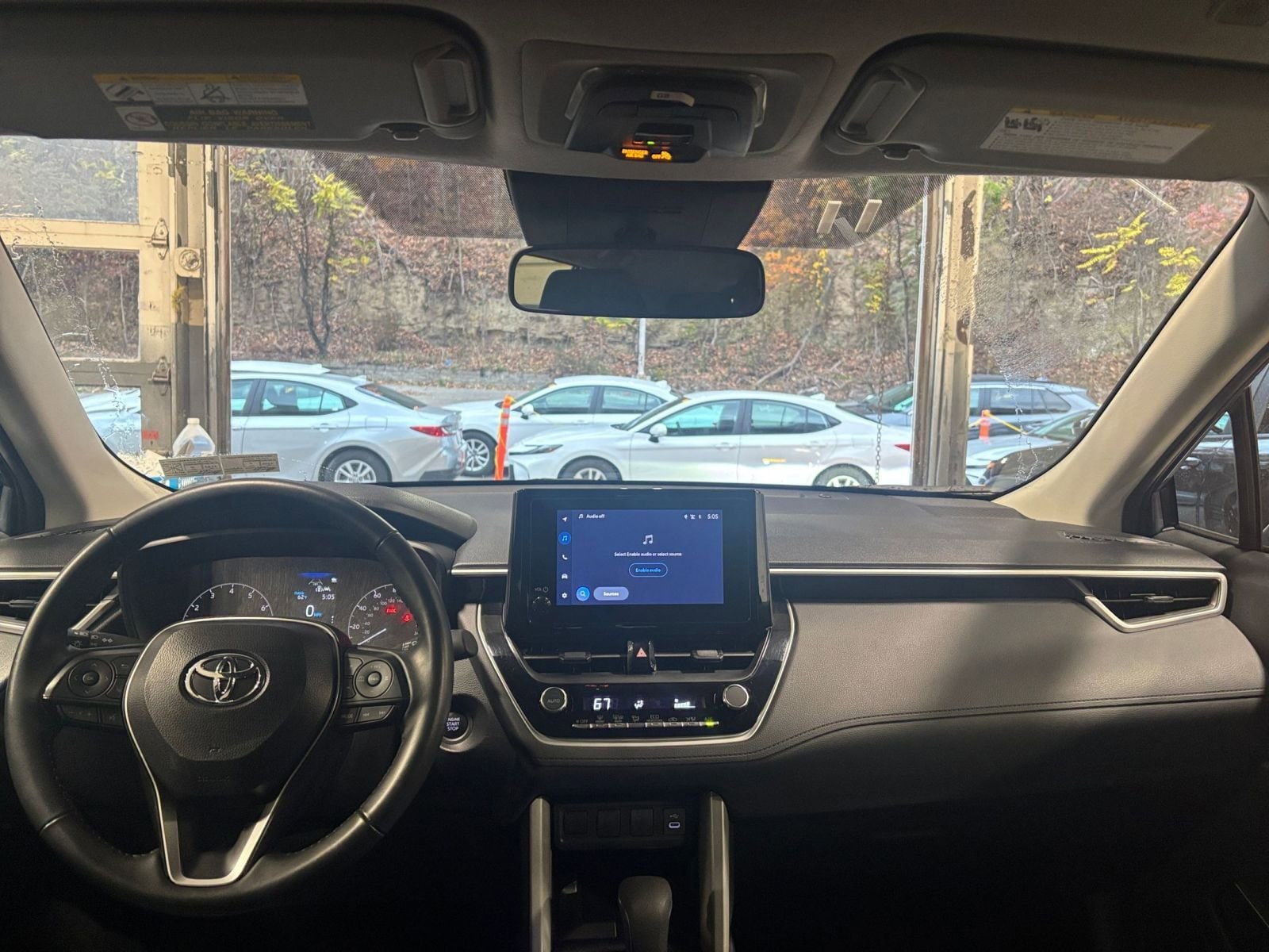 Thumbnail: 2025 Toyota Corolla Cross - 32