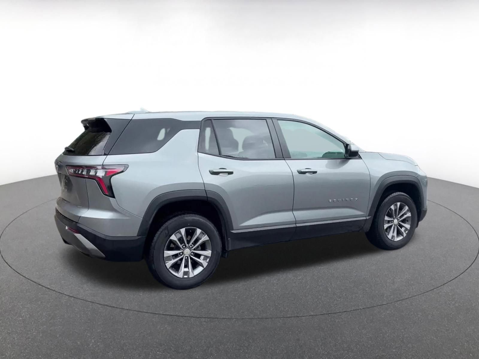 Thumbnail: 2025 Chevrolet Equinox - 15