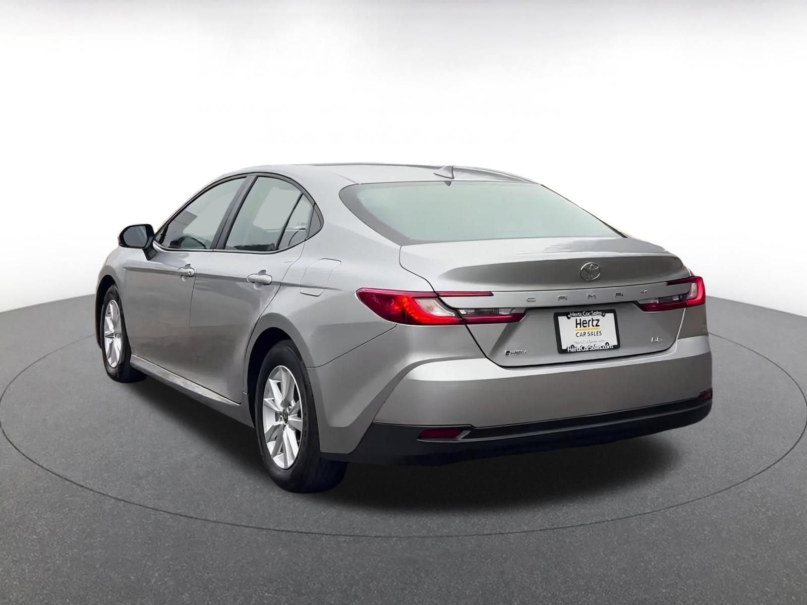 Thumbnail: 2025 Toyota Camry - 11