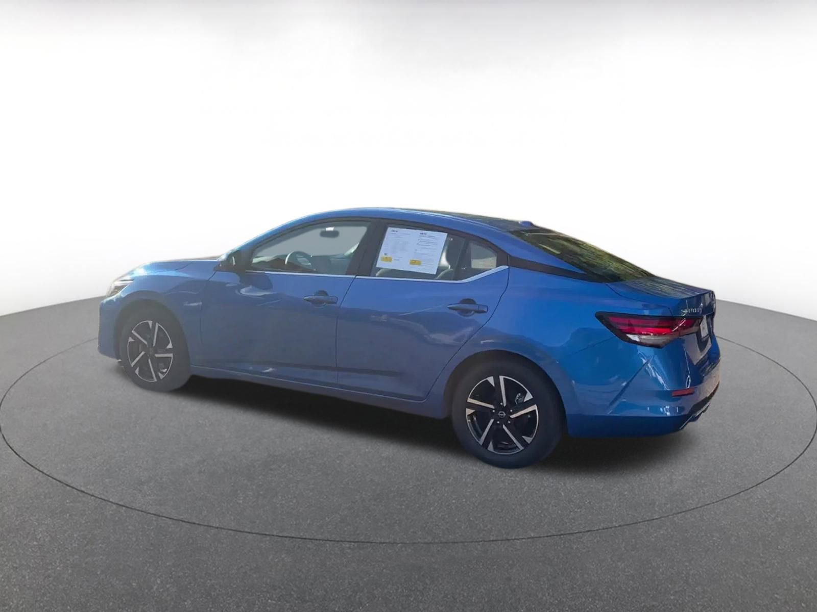 Thumbnail: 2024 Nissan Sentra - 10