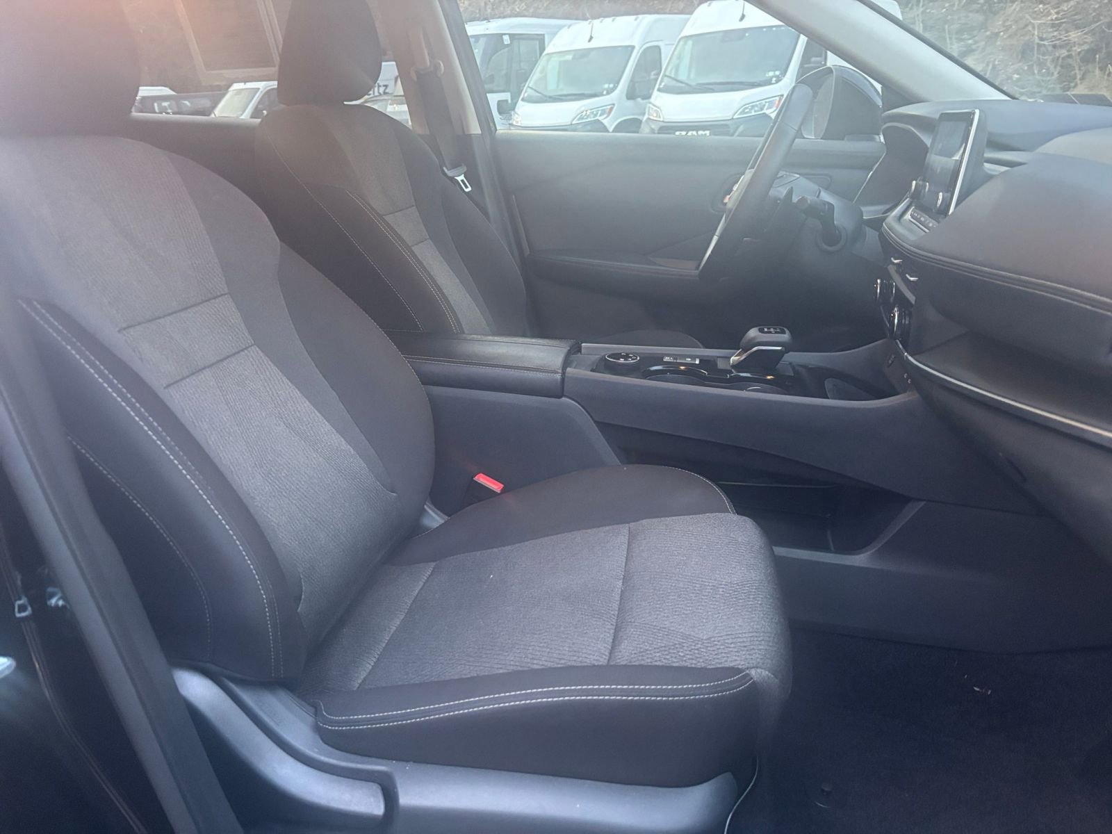 Thumbnail: 2025 Nissan Rogue - 28