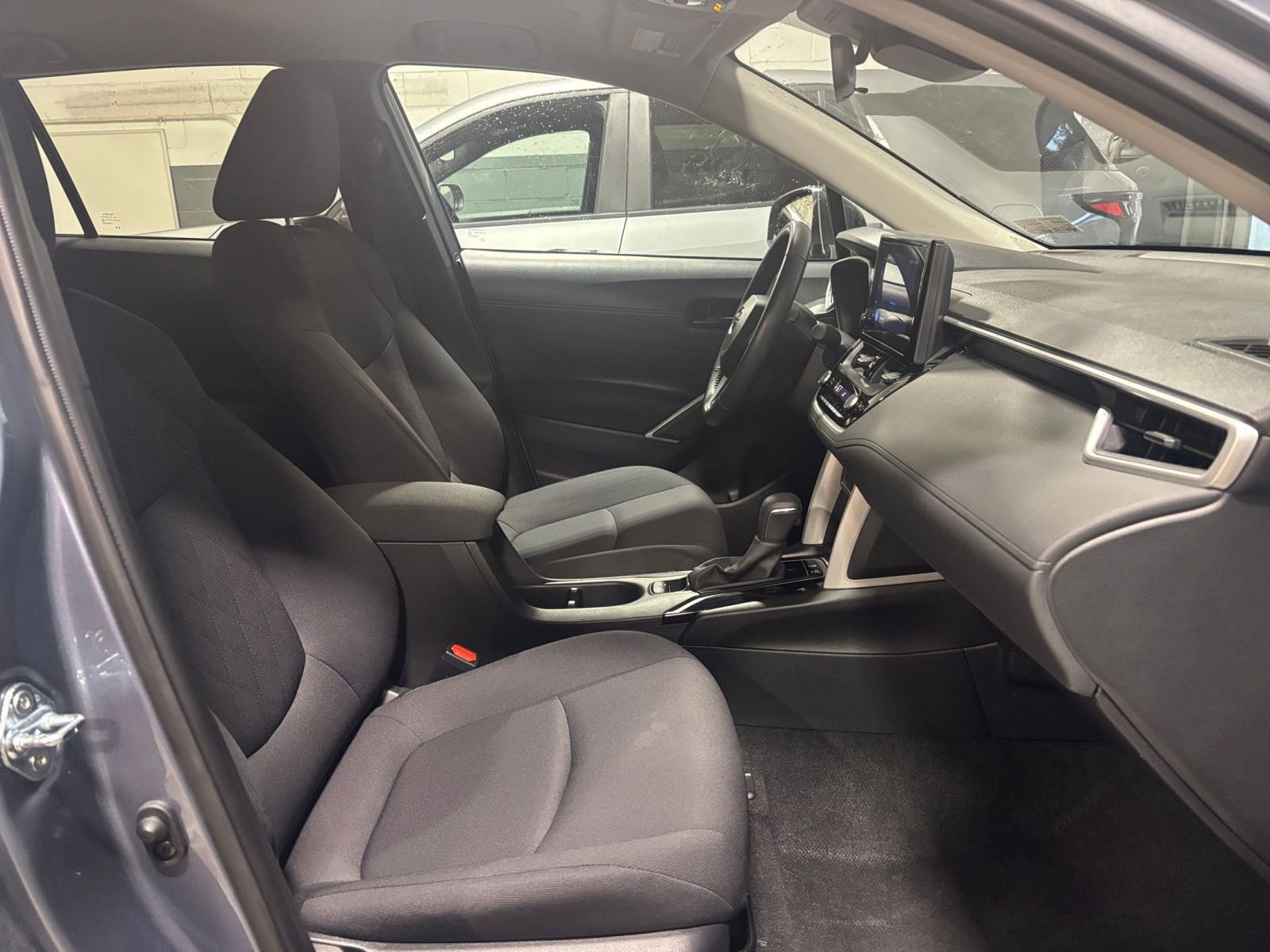 Thumbnail: 2025 Toyota Corolla Cross - 25