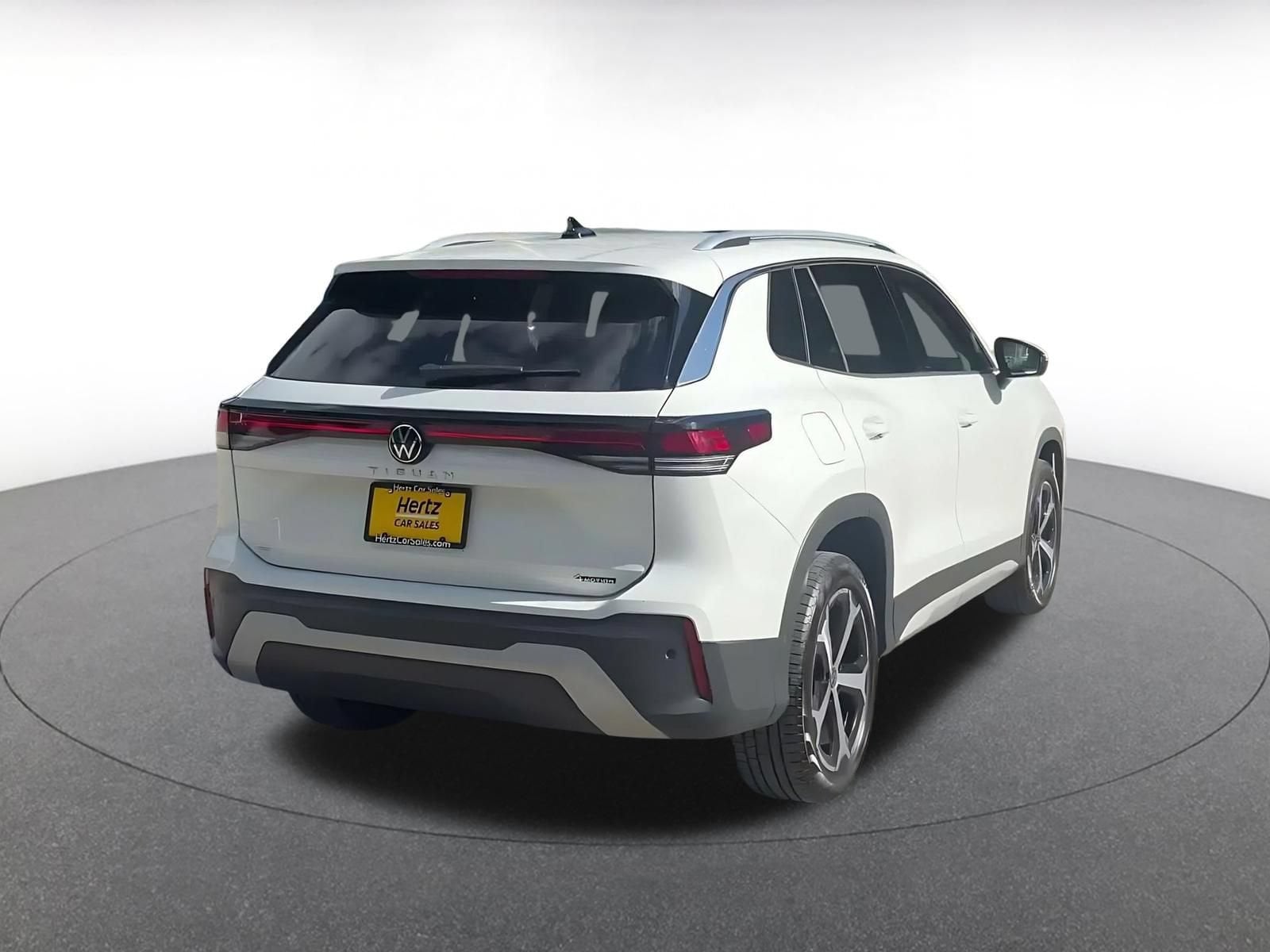Thumbnail: 2026 Volkswagen Tiguan - 13