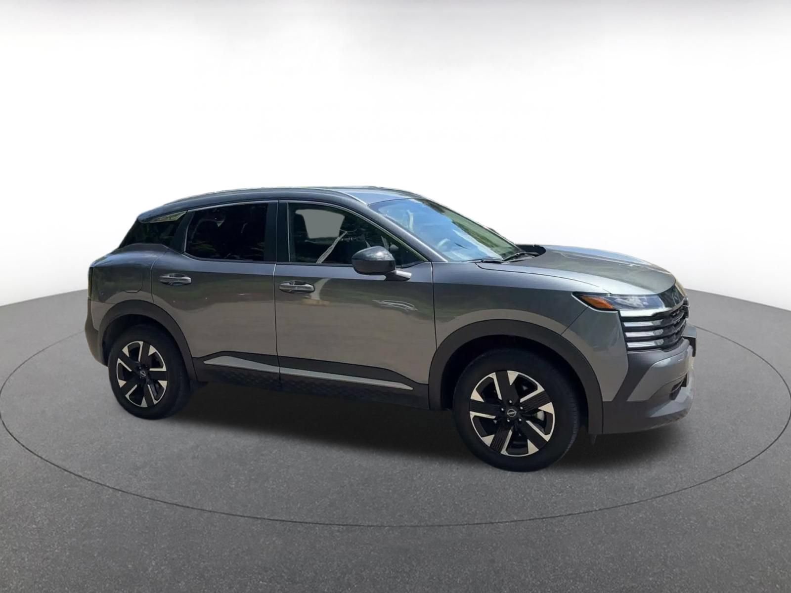 Thumbnail: 2026 Nissan Kicks - 2