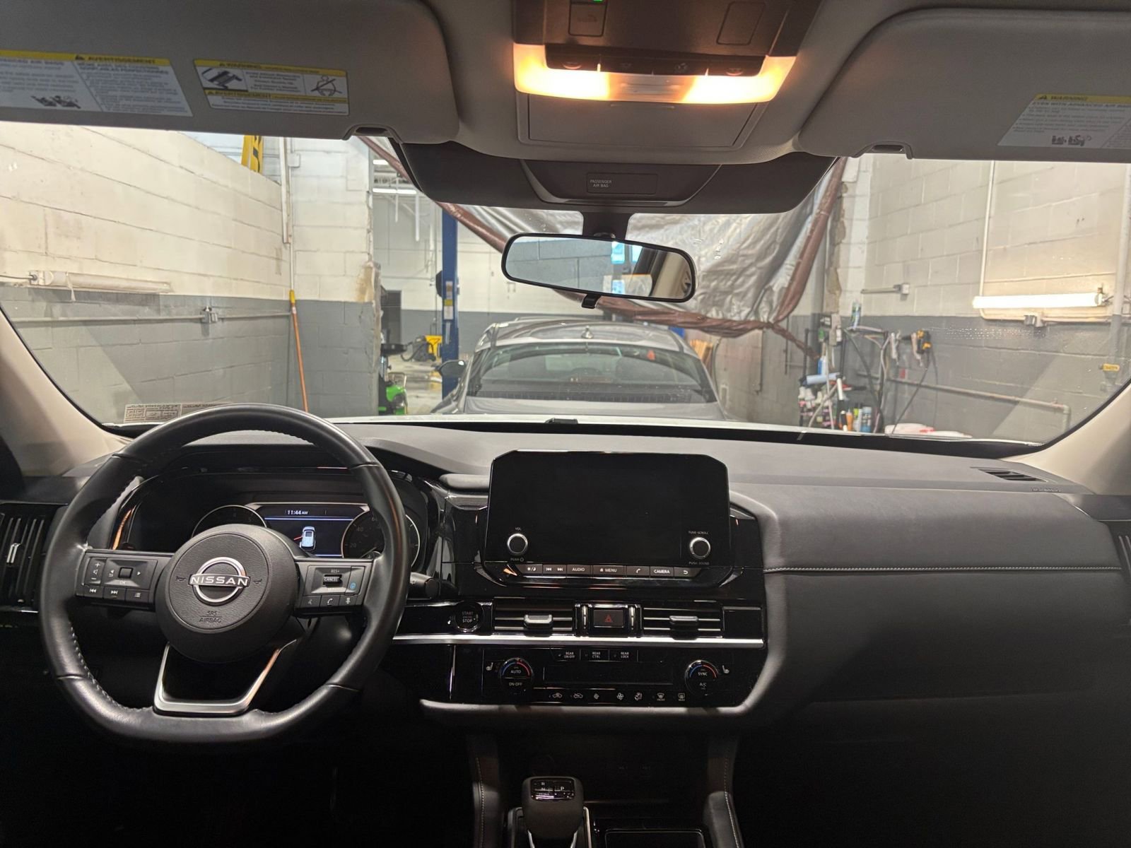 Thumbnail: 2025 Nissan Pathfinder - 35