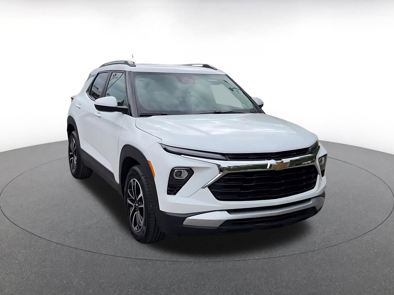 Thumbnail: 2025 Chevrolet TrailBlazer - 3