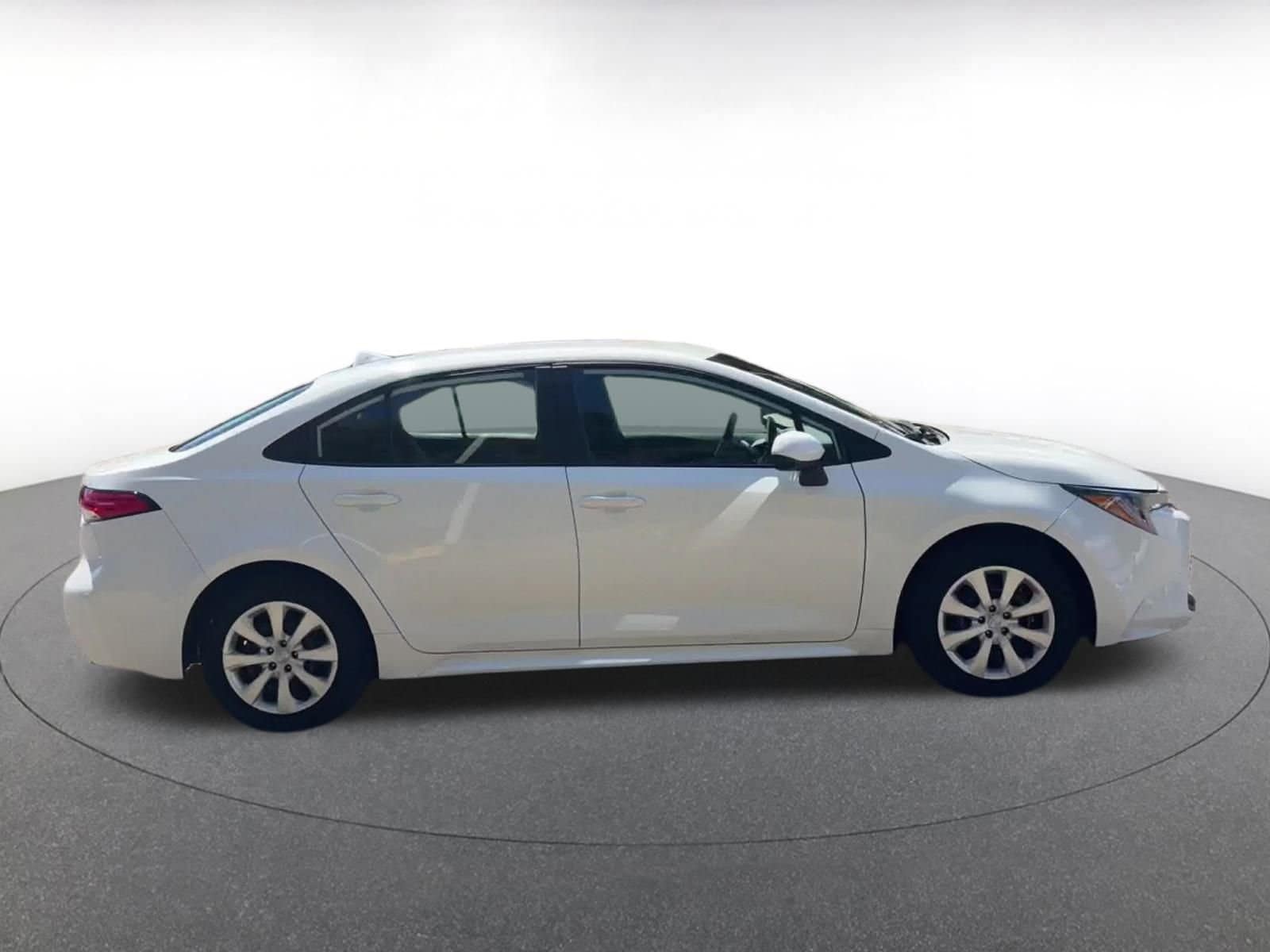 Thumbnail: 2024 Toyota Corolla - 16