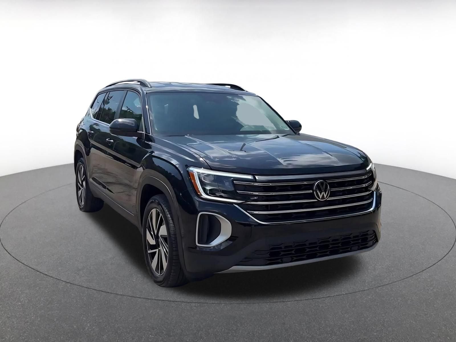 Thumbnail: 2026 Volkswagen Atlas - 3