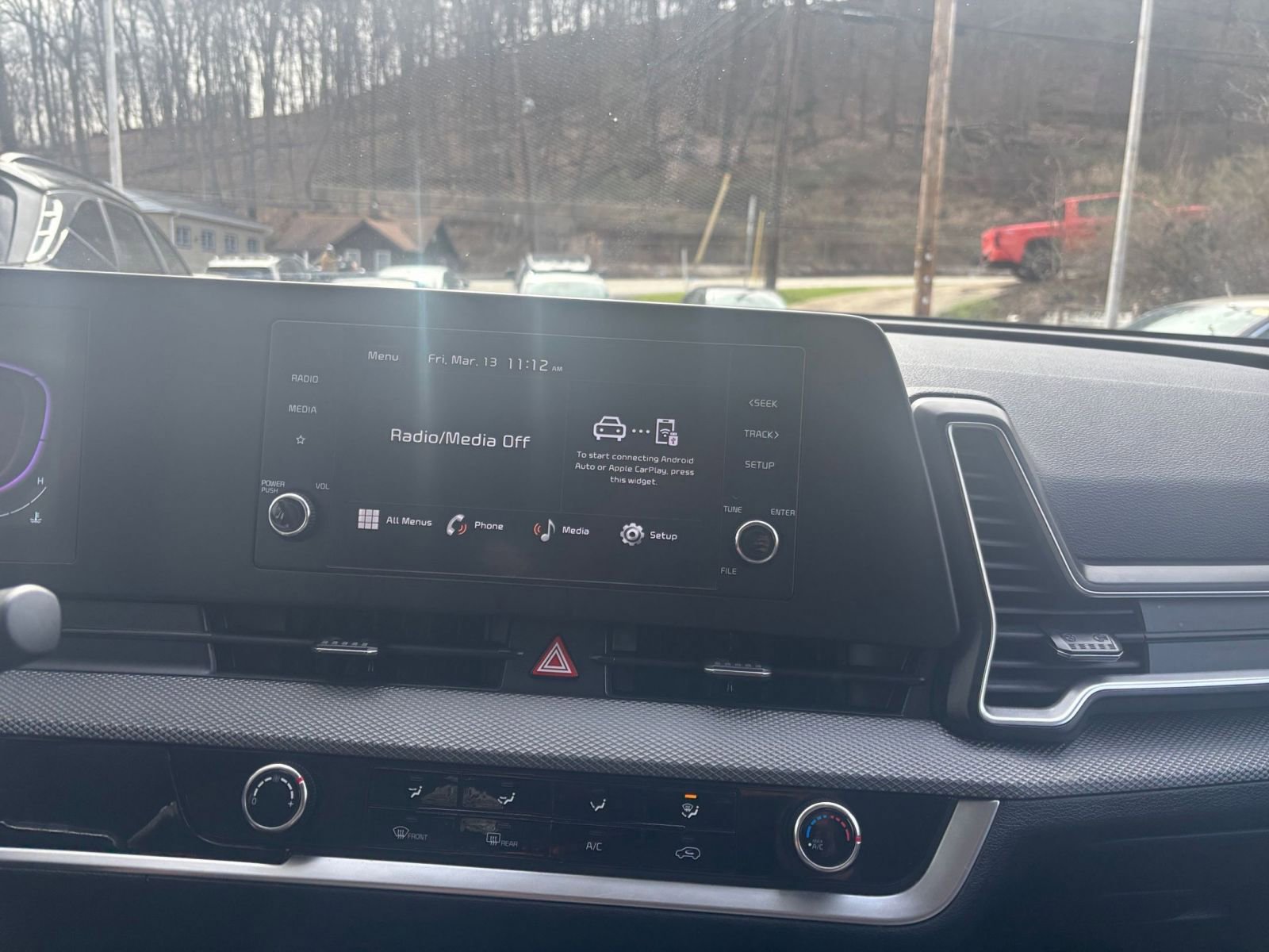 Thumbnail: 2025 Kia Sportage - 17