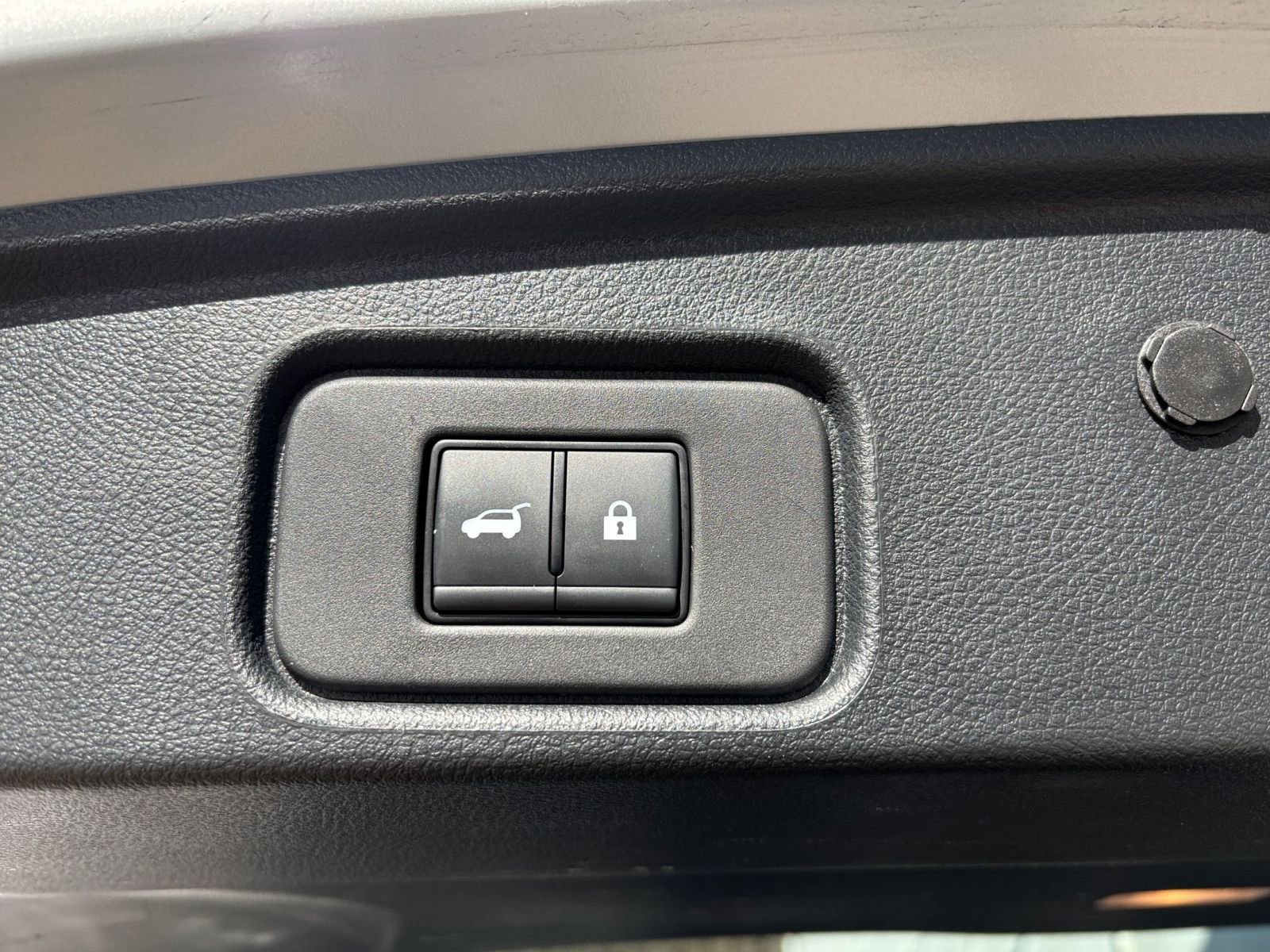 Thumbnail: 2025 Nissan Pathfinder - 23