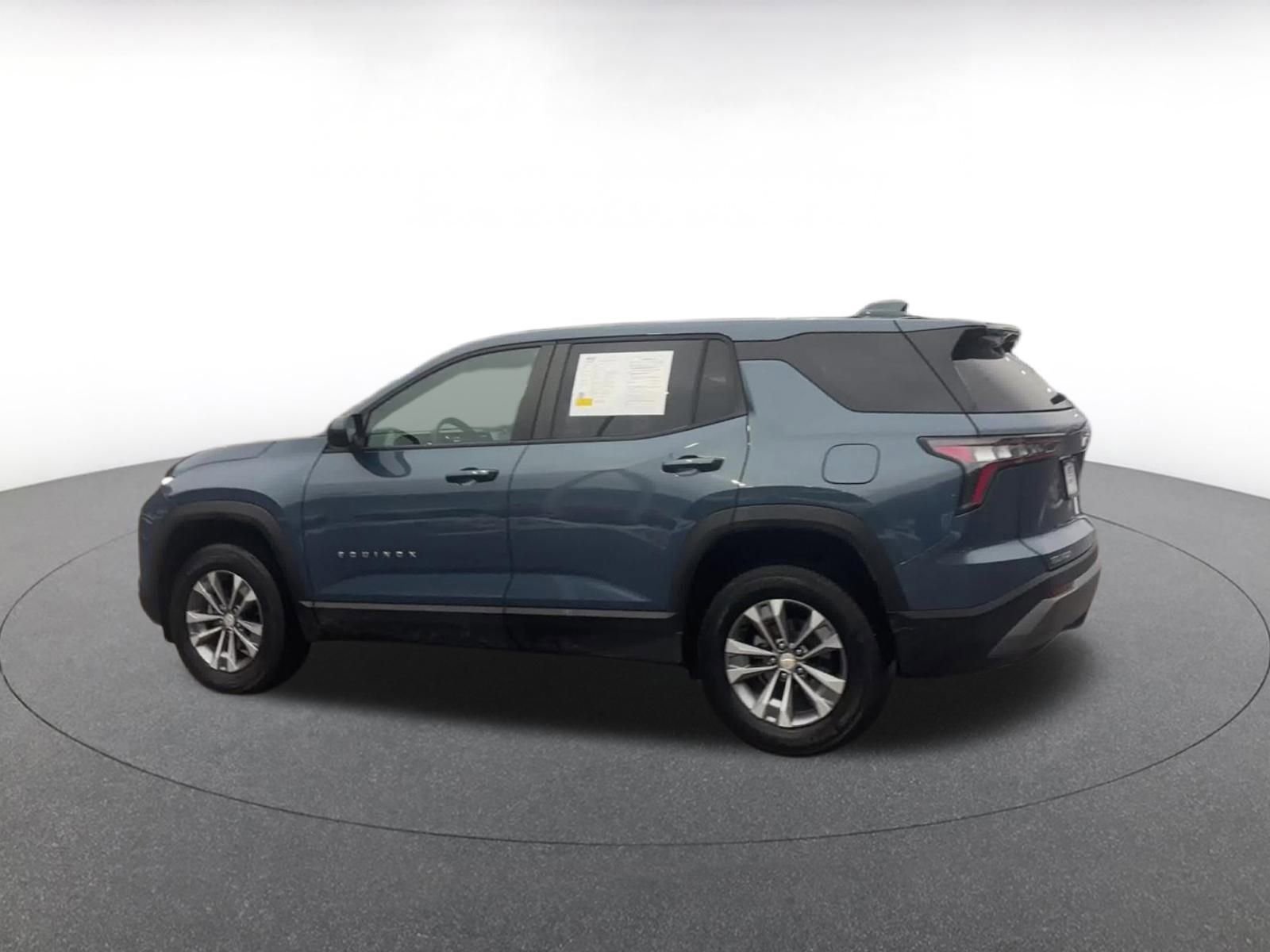 Thumbnail: 2025 Chevrolet Equinox - 10