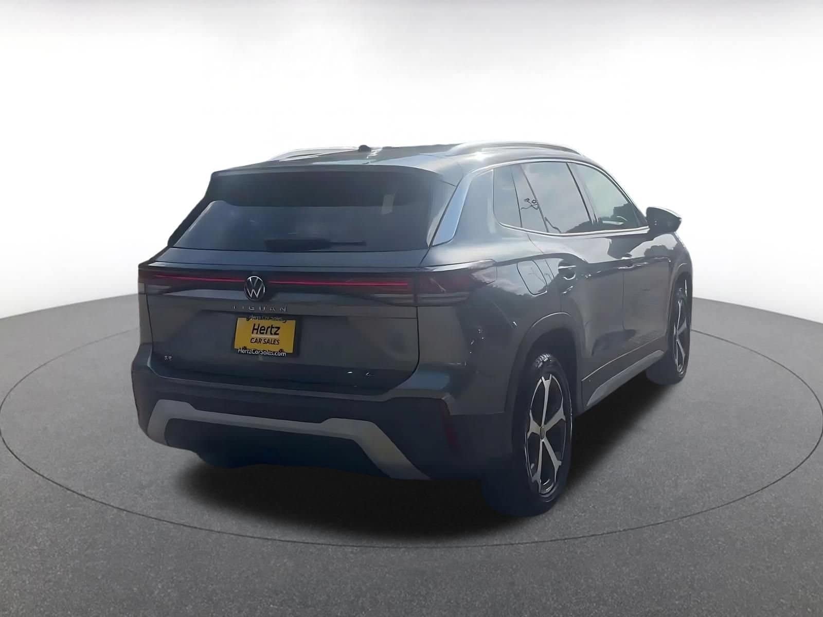 Thumbnail: 2026 Volkswagen Tiguan - 14