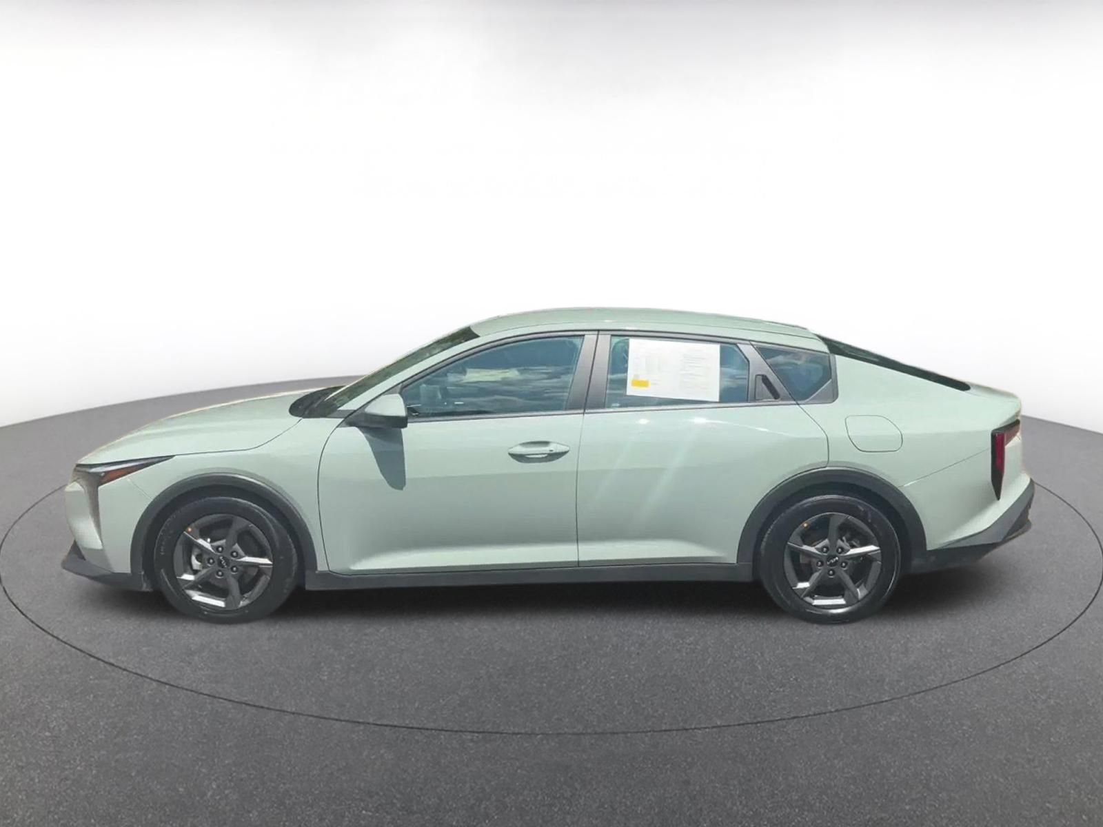 Thumbnail: 2025 Kia K4 - 8