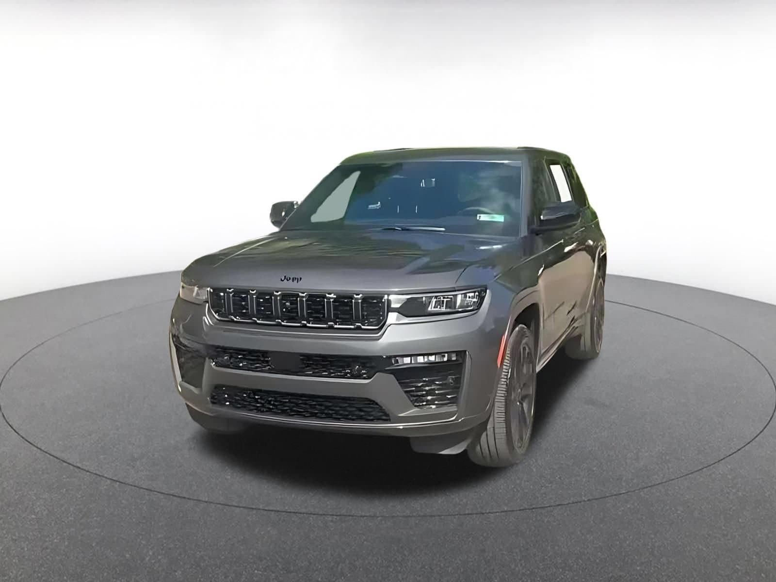 Thumbnail: 2026 Jeep Grand Cherokee - 4