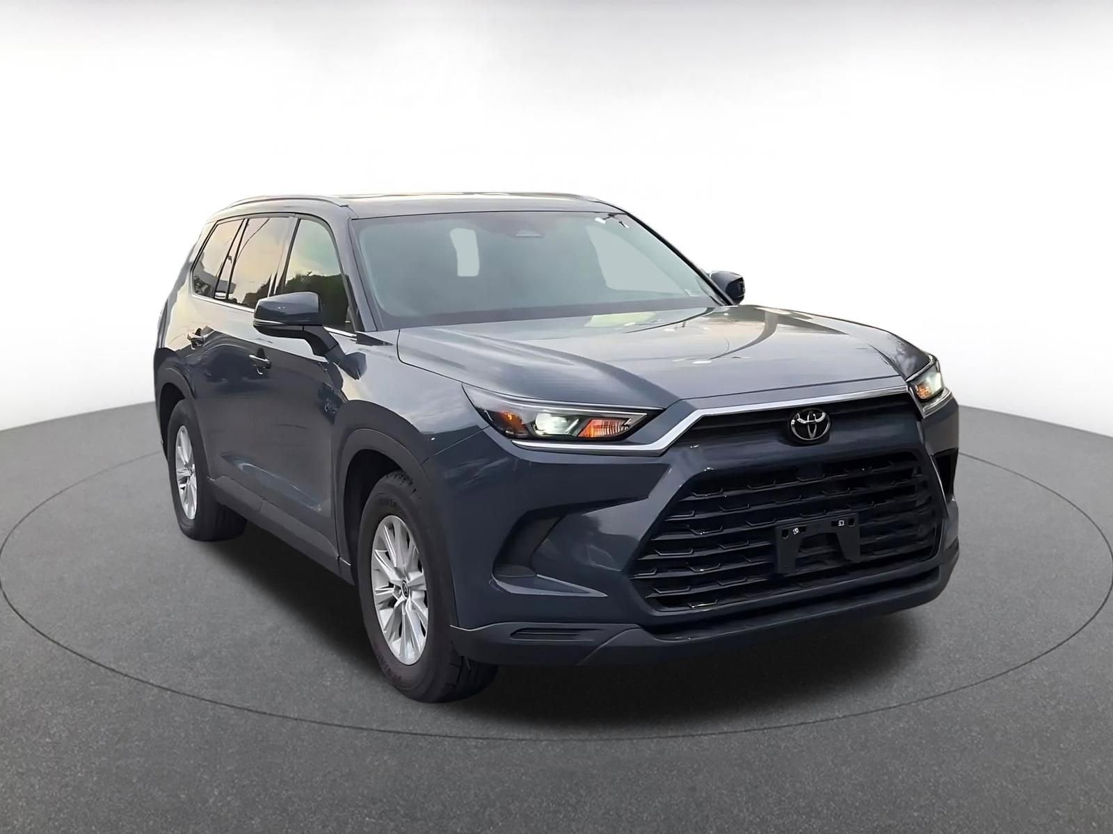Thumbnail: 2025 Toyota Grand Highlander - 3