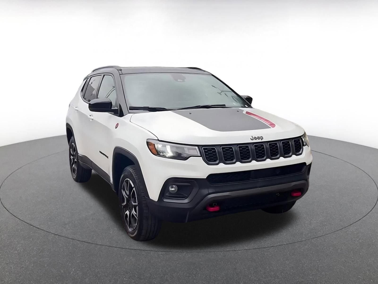 Thumbnail: 2025 Jeep Compass - 3