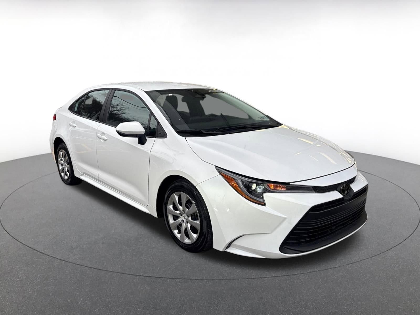 Thumbnail: 2025 Toyota Corolla - 1