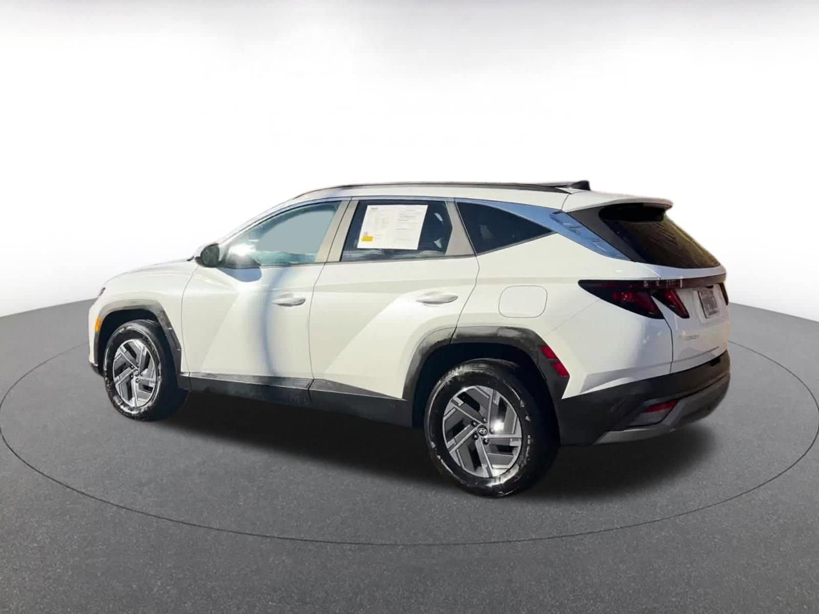 Thumbnail: 2025 Hyundai Tucson - 10