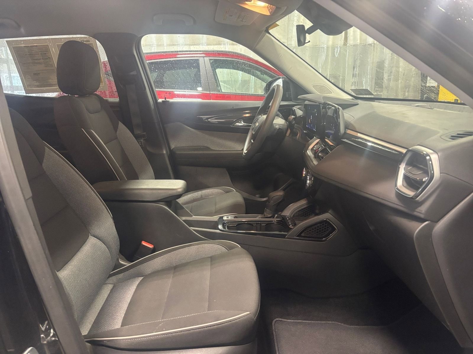 Thumbnail: 2025 Chevrolet TrailBlazer - 24