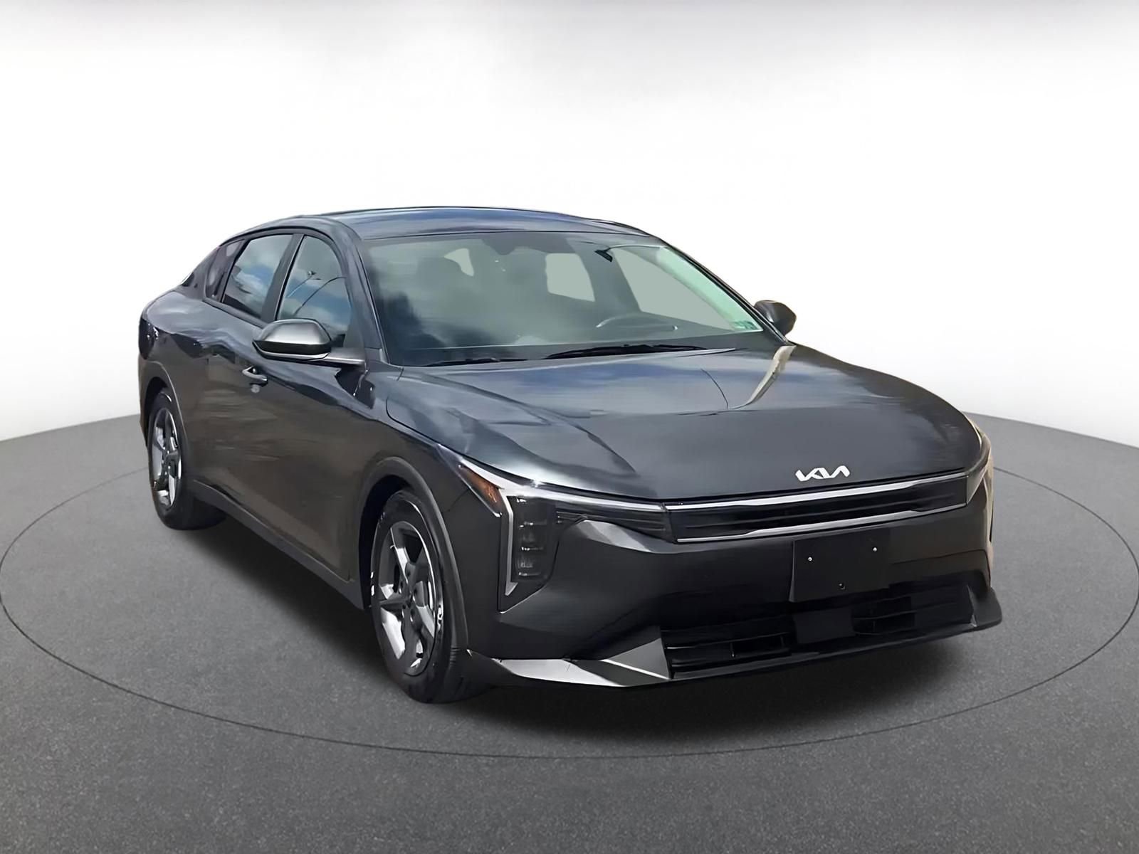 Thumbnail: 2025 Kia K4 - 3