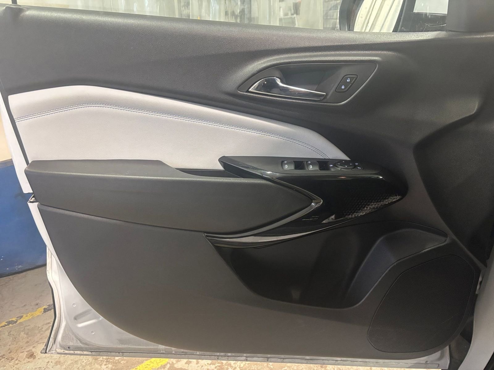 Thumbnail: 2025 Chevrolet Trax - 20