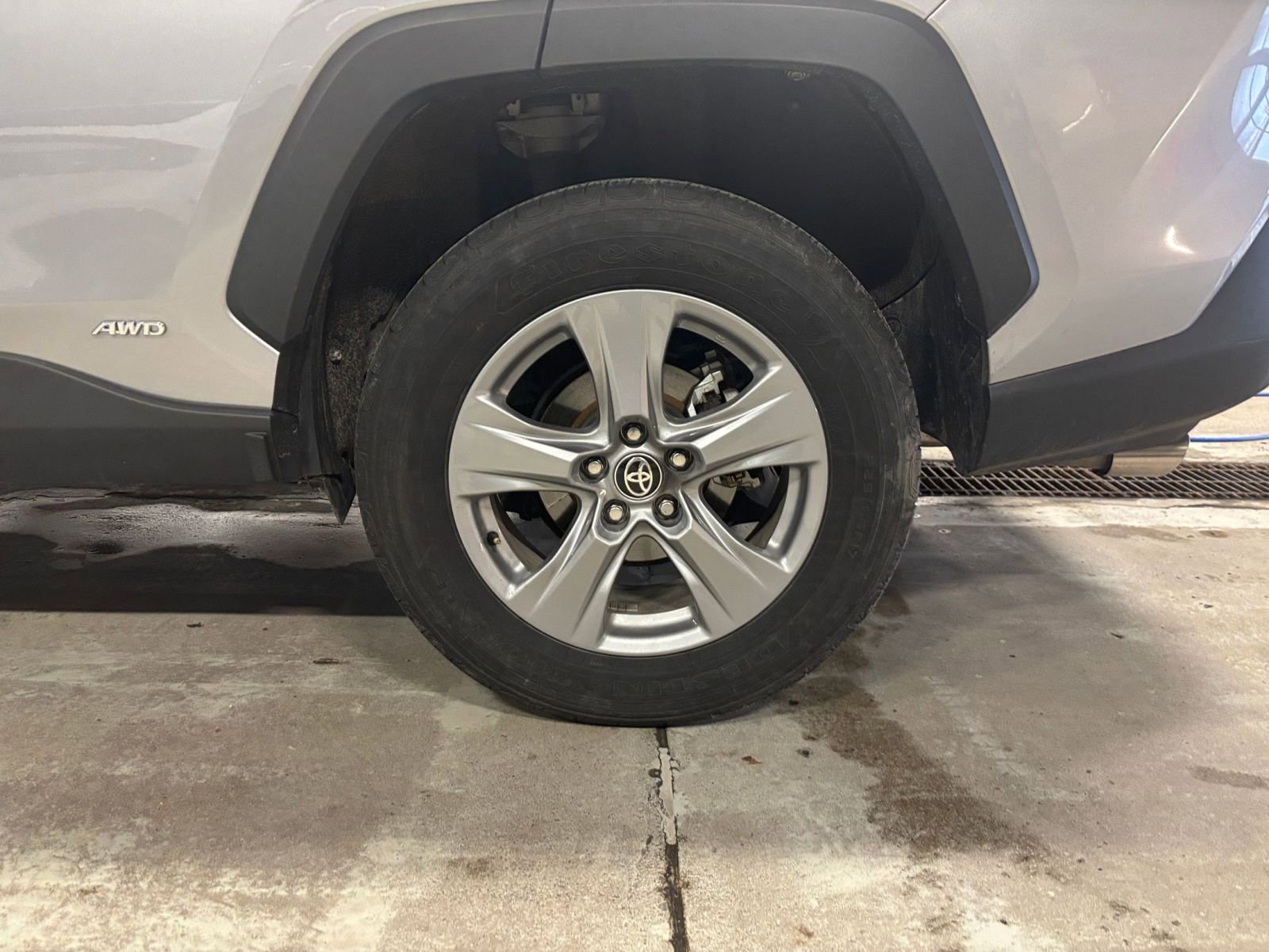 Thumbnail: 2025 Toyota RAV4 - 29