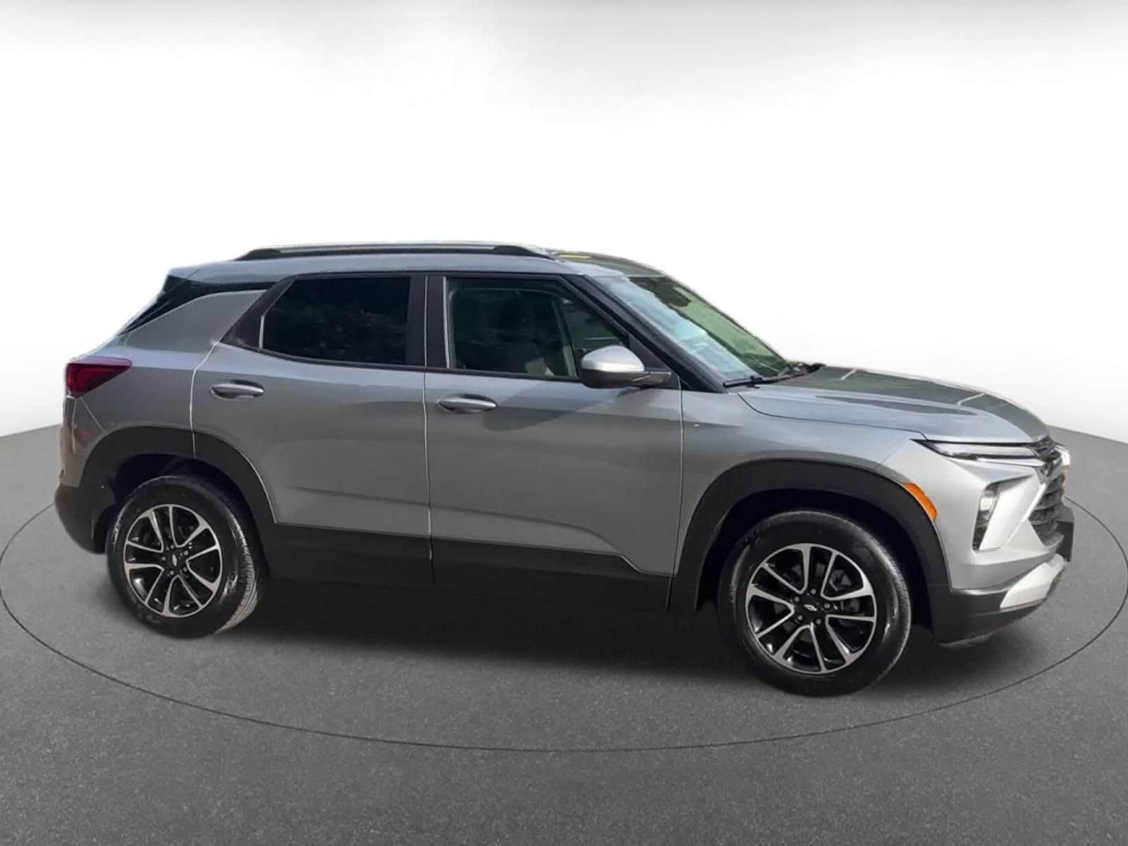 Thumbnail: 2025 Chevrolet TrailBlazer - 13