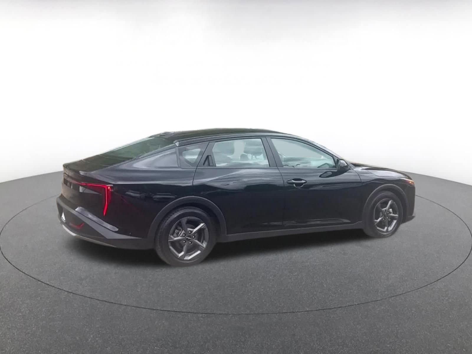 Thumbnail: 2025 Kia K4 - 15