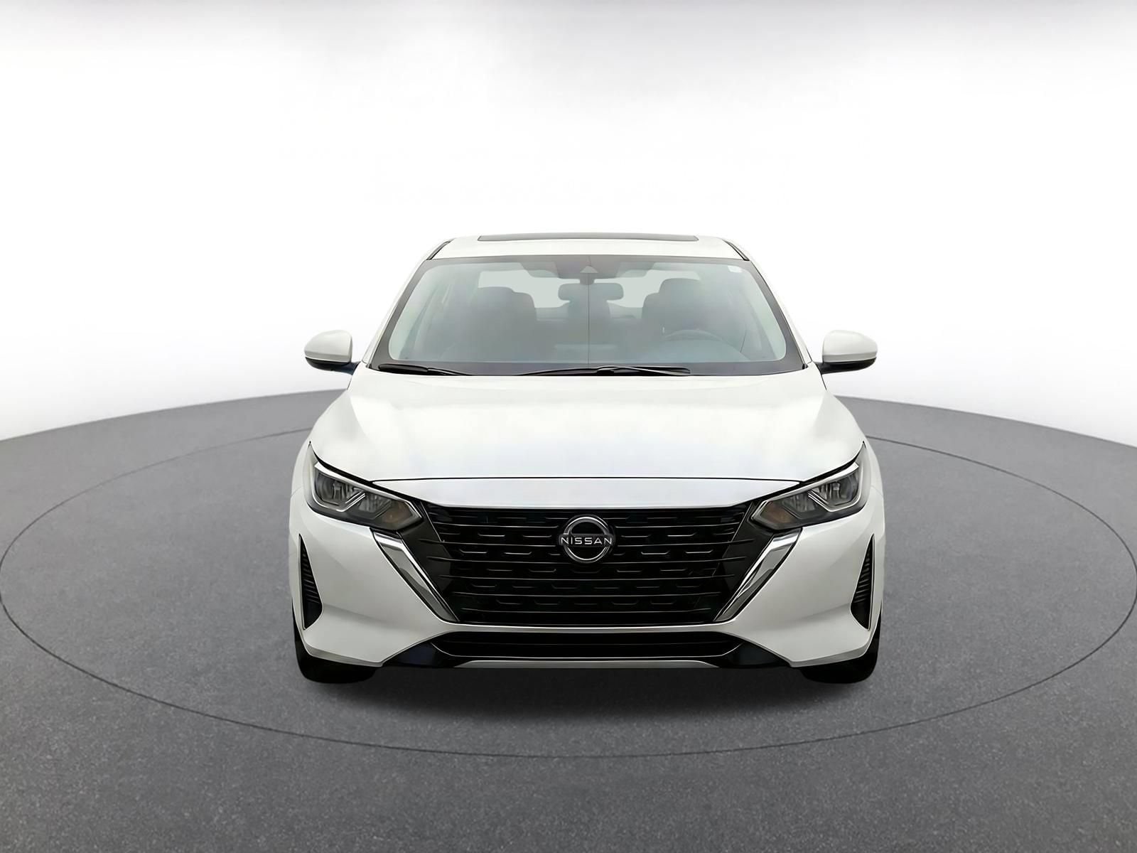 Thumbnail: 2025 Nissan Sentra - 2