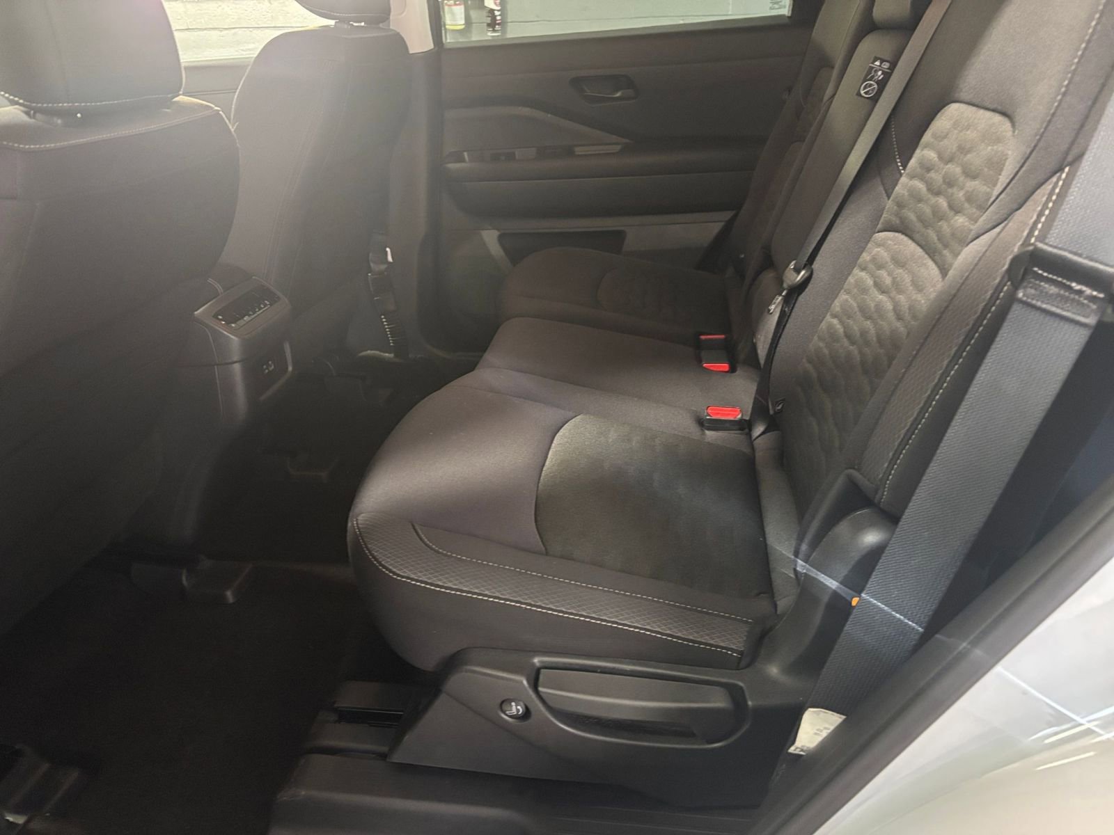 Thumbnail: 2025 Nissan Pathfinder - 27