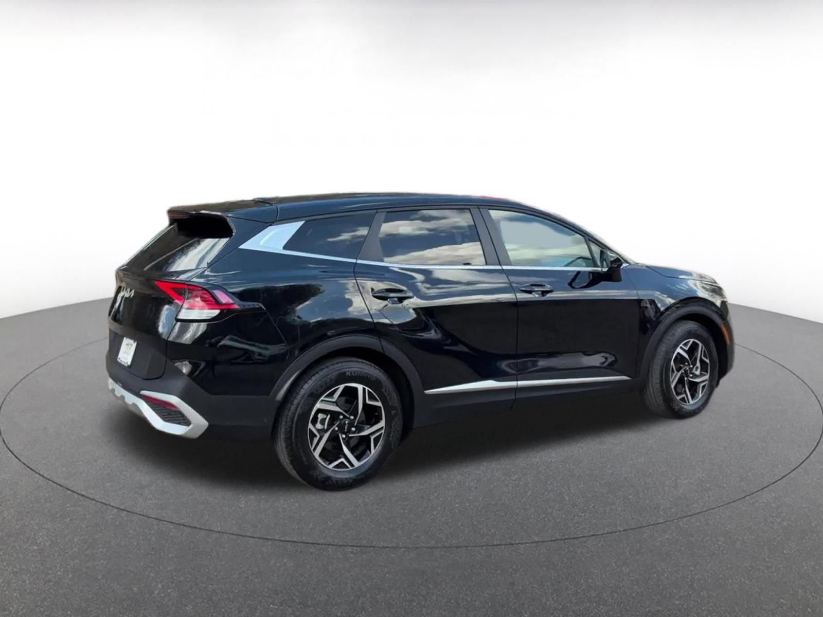 Thumbnail: 2025 Kia Sportage - 15